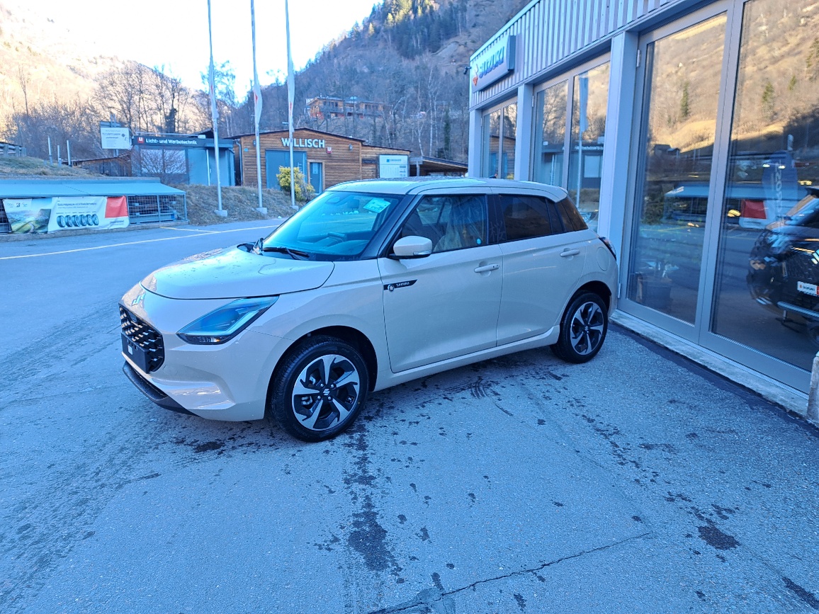 SUZUKI Swift 1.2 Sakura Top Hybrid 4x4-image-2