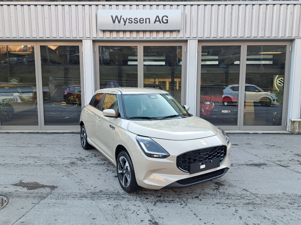 SUZUKI Swift 1.2 Sakura Top Hybrid 4x4