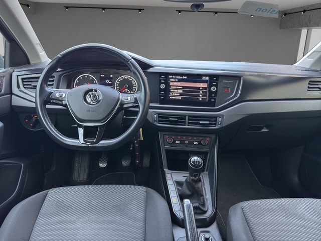 VW Polo 1.0 BMT Trendline-image-12