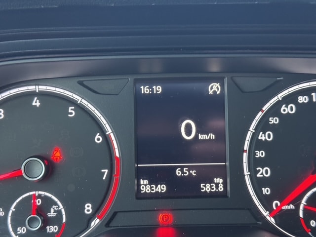 VW Polo 1.0 BMT Trendline-image-11