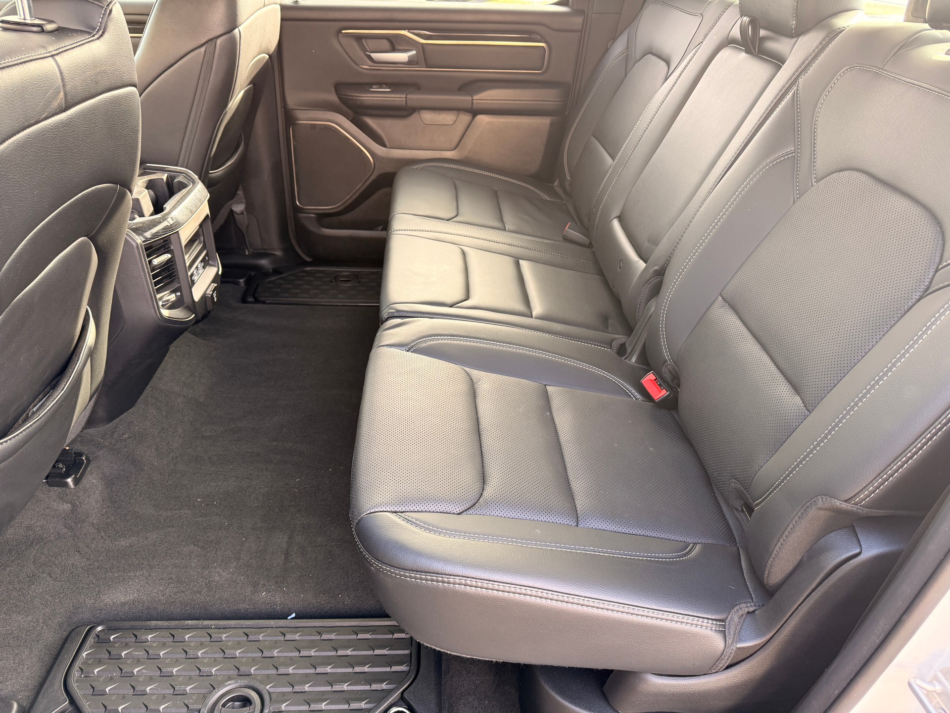 DODGE RAM 1500 Sport-image-6