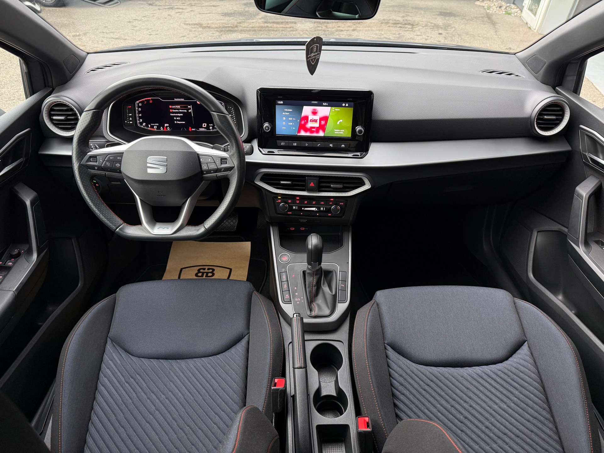SEAT Ibiza 1.0 EcoTSI FR DSG °° Nardograu°° °° ANNIVERSARY Limited Edition °°-image-14
