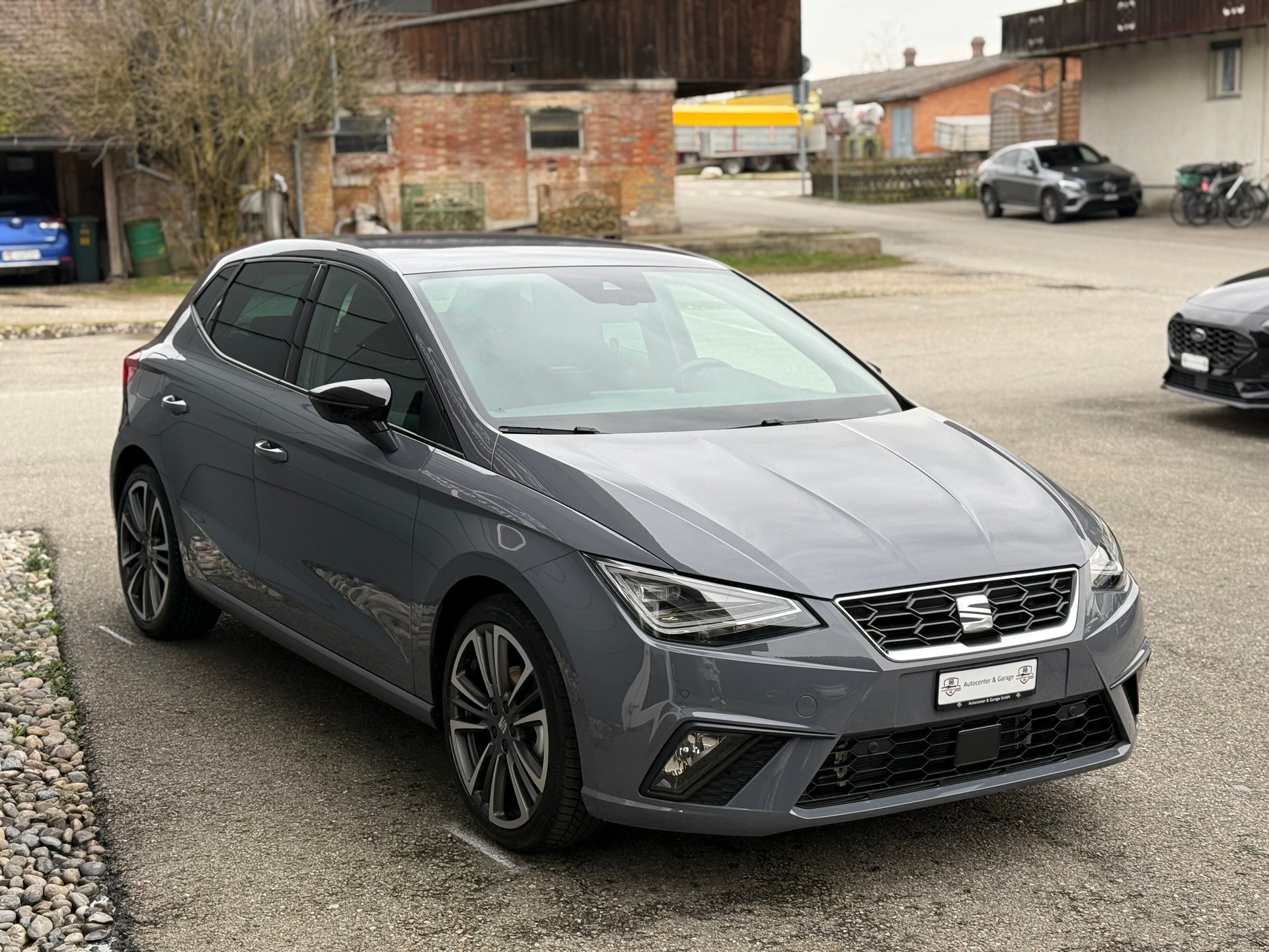 SEAT Ibiza 1.0 EcoTSI FR DSG °° Nardograu°° °° ANNIVERSARY Limited Edition °°-image-9
