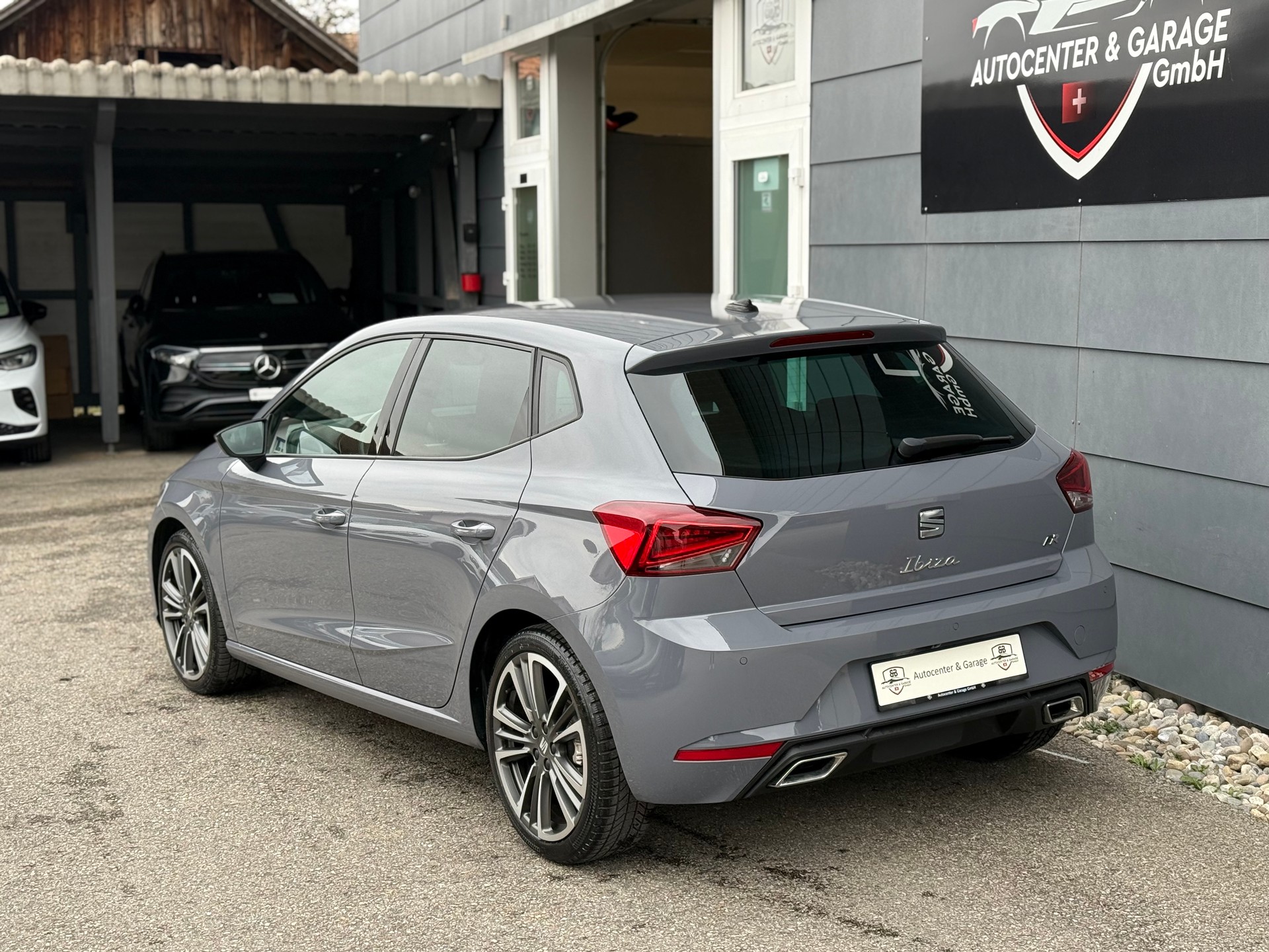 SEAT Ibiza 1.0 EcoTSI FR DSG °° Nardograu°° °° ANNIVERSARY Limited Edition °°-image-6