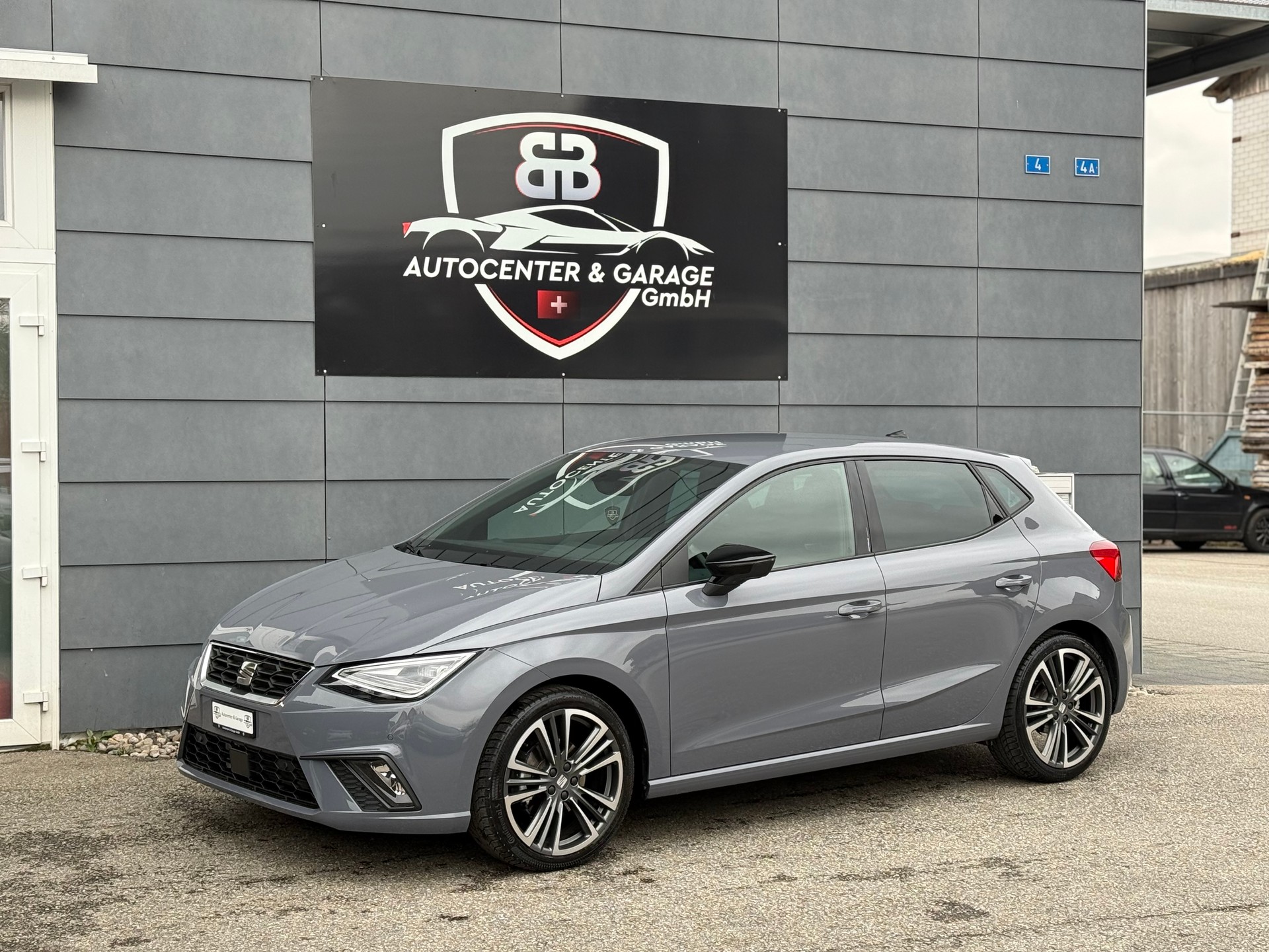 SEAT Ibiza 1.0 EcoTSI FR DSG °° Nardograu°° °° ANNIVERSARY Limited Edition °°-image-2