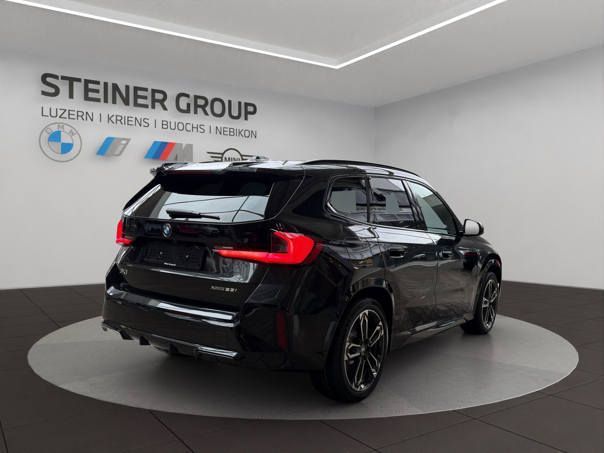 BMW X1 xDrive 23i 48V M Sport Pro-image-4