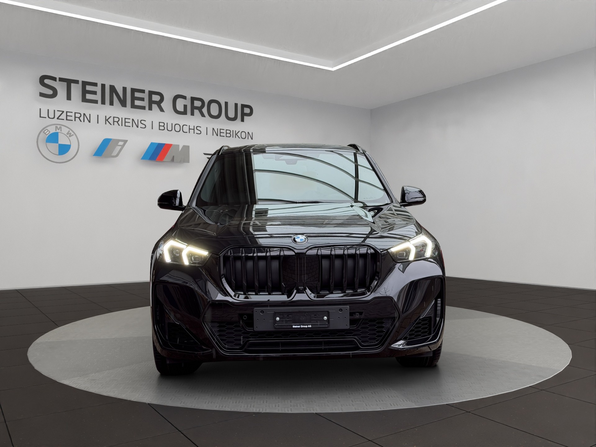 BMW X1 xDrive 23i 48V M Sport Pro-image-1