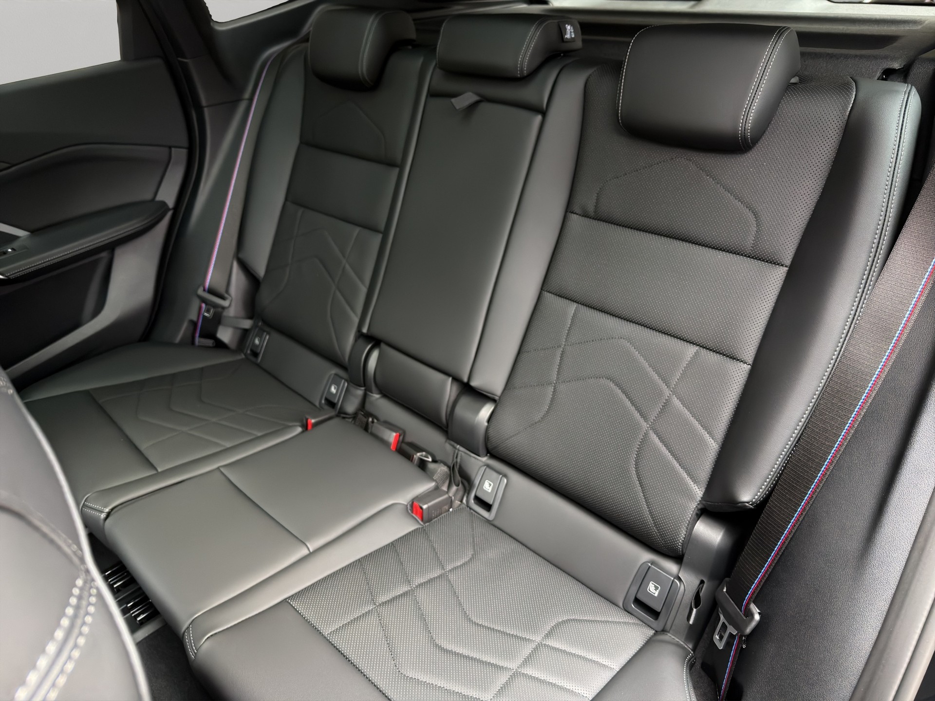 BMW X1 xDrive 23i 48V M Sport Pro-image-17