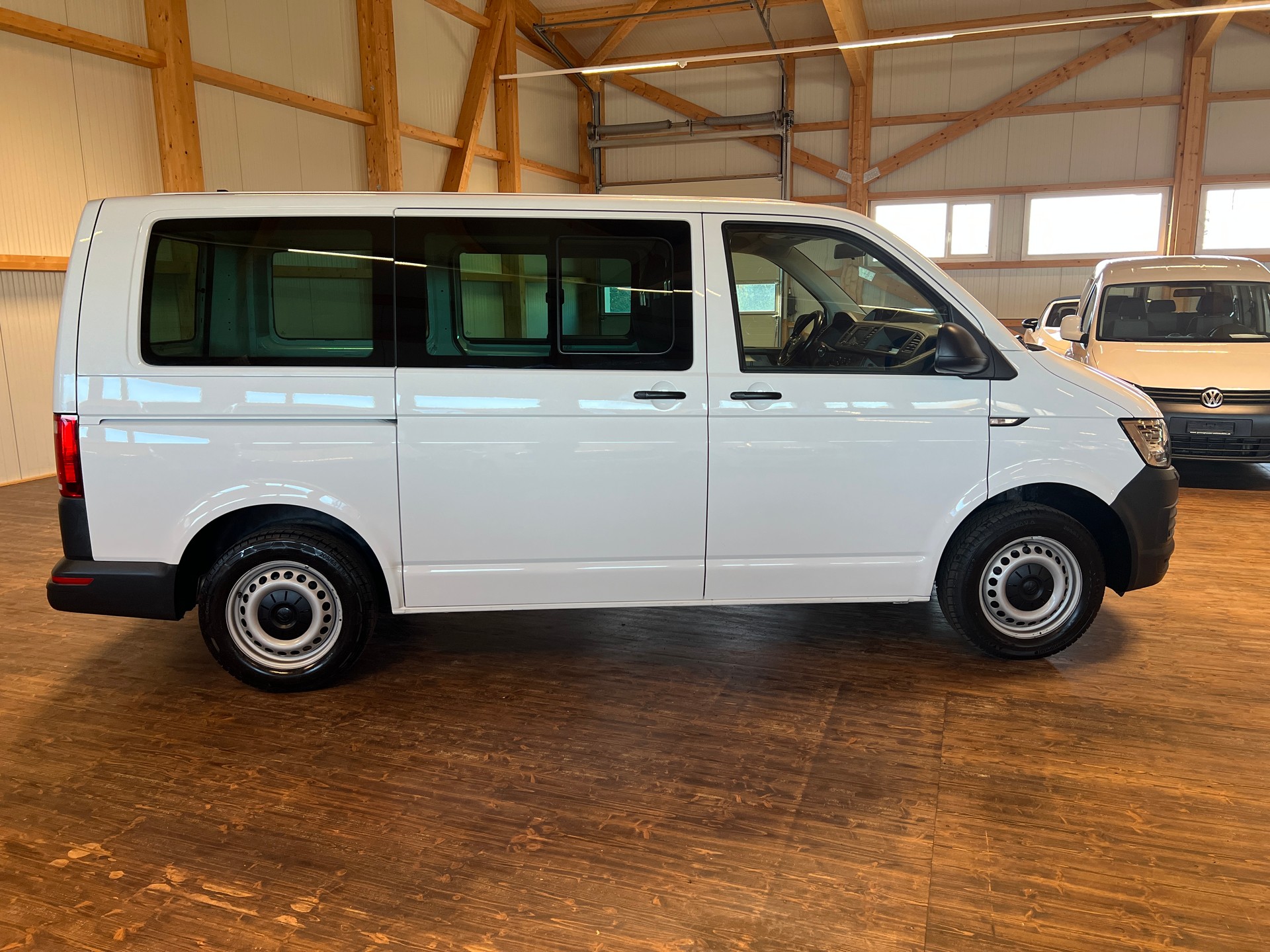 VW T6 2.0 TDI 4Motion DSG-image-3