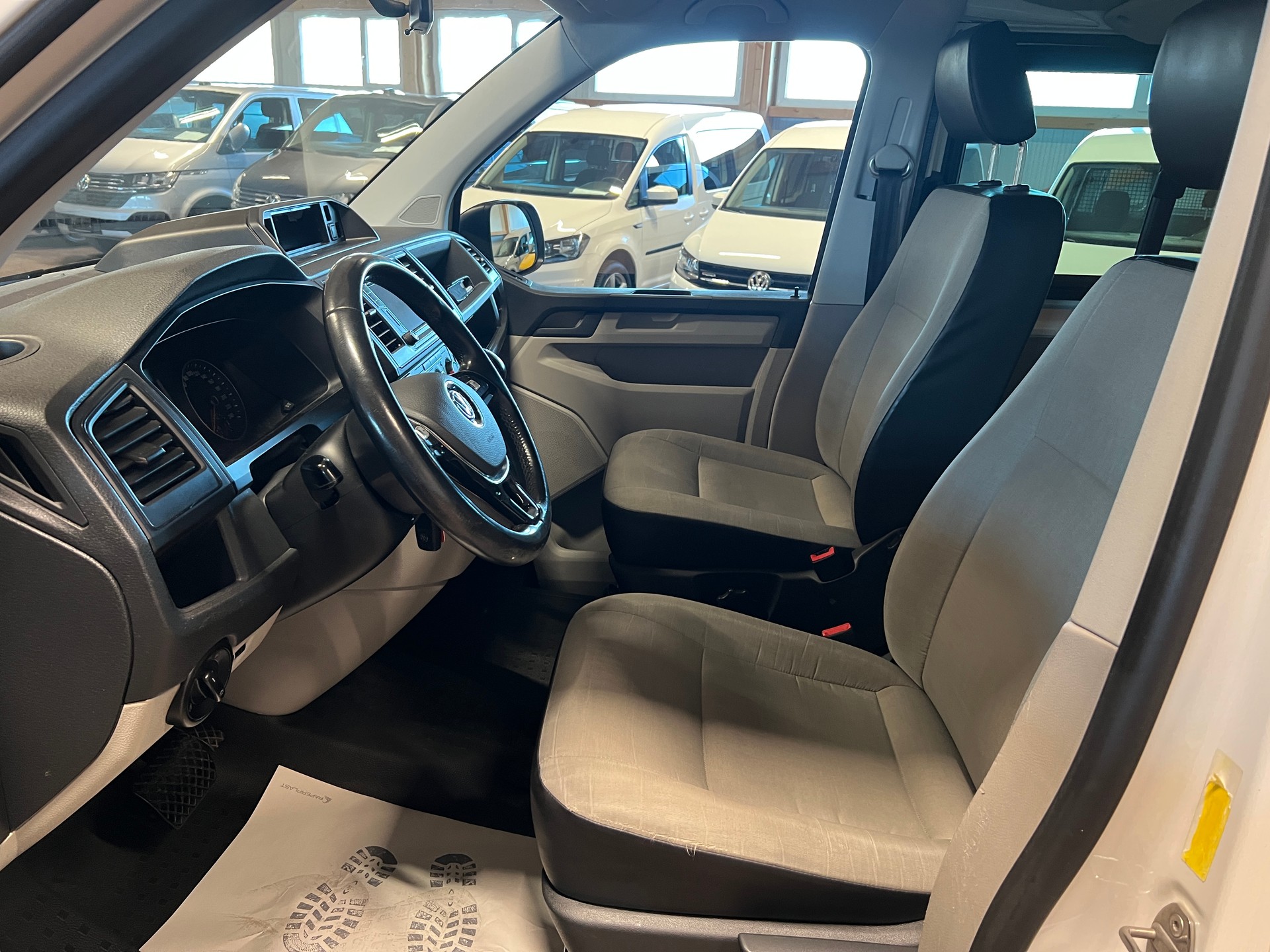 VW T6 2.0 TDI 4Motion DSG-image-8
