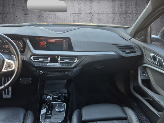 BMW M135i xDrive-image-8