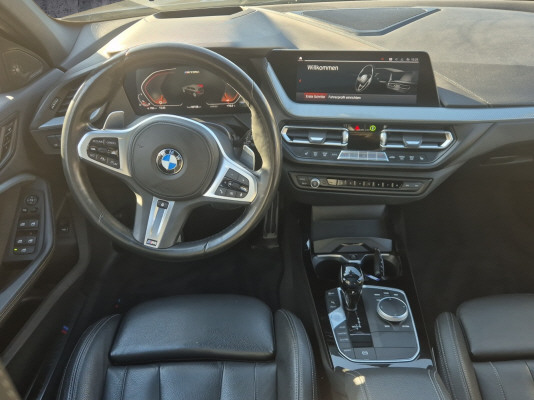 BMW M135i xDrive-image-7