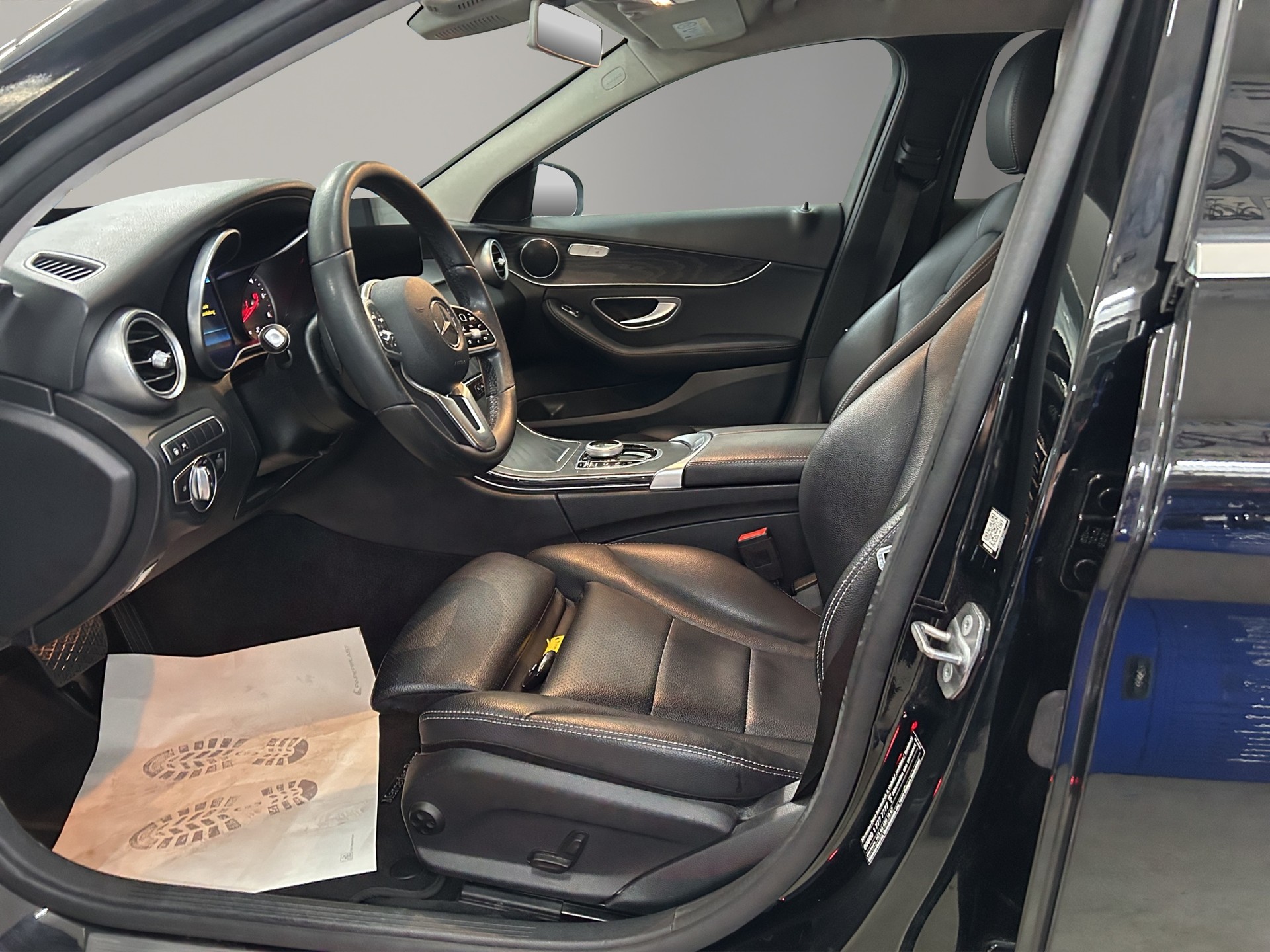 MERCEDES-BENZ C 220 d Swiss Star Avantgarde 4M 9G-Tronic-image-5