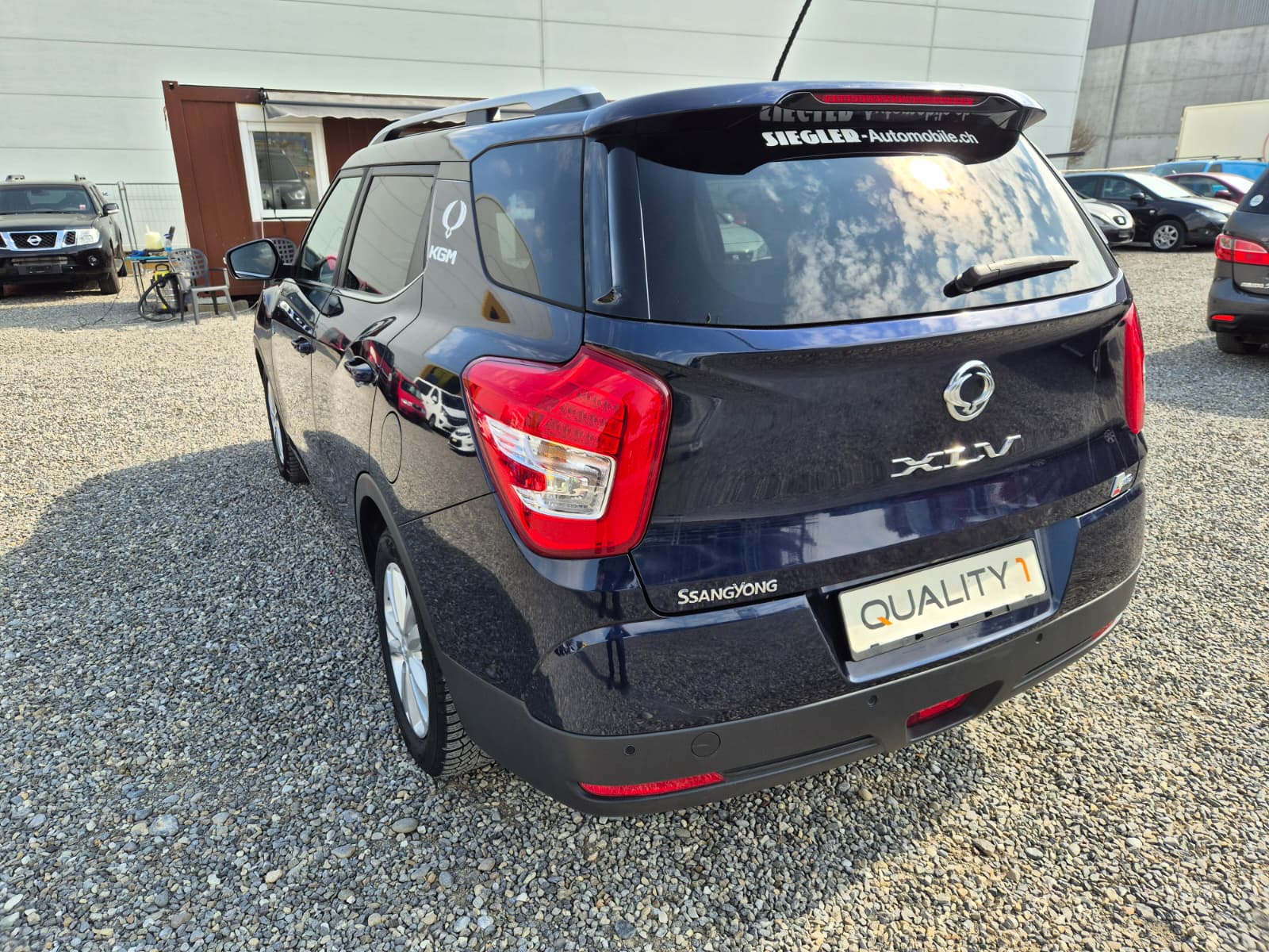 KGM-SsangYong XLV 1.6 eXDi Sapphire 4WD Automatic-image-3