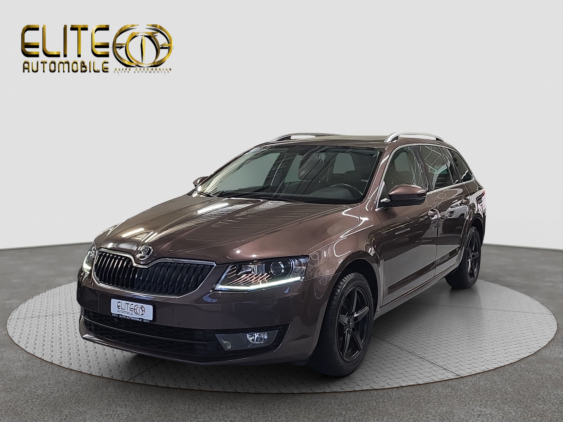 SKODA Octavia Combi 1.8 TSI Elegance 4x4 DSG-showroom-element-3