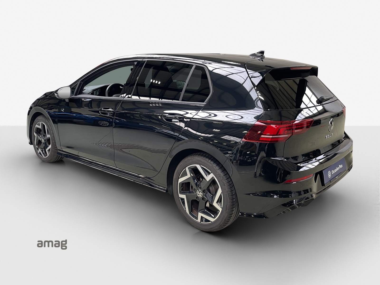VW Golf 1.5 e TSI mHEV R-Line DSG-image-2