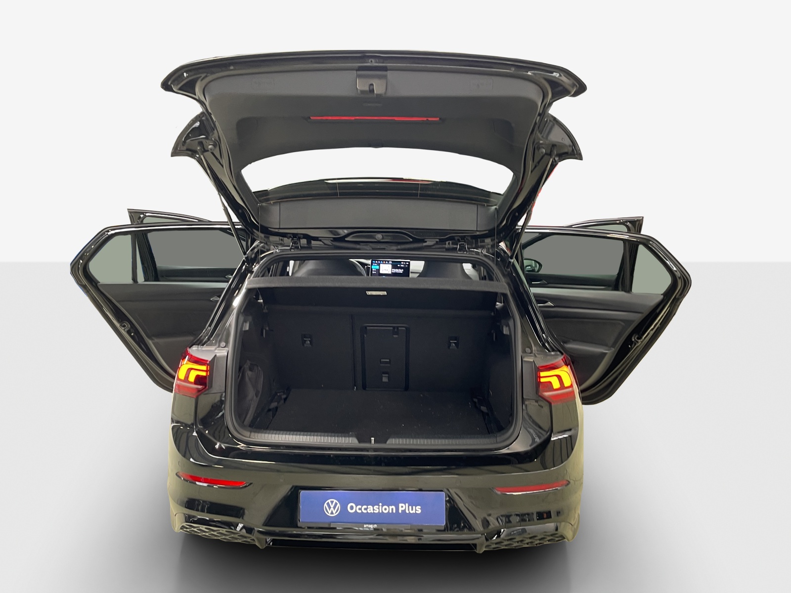 VW Golf 1.5 e TSI mHEV R-Line DSG-image-12