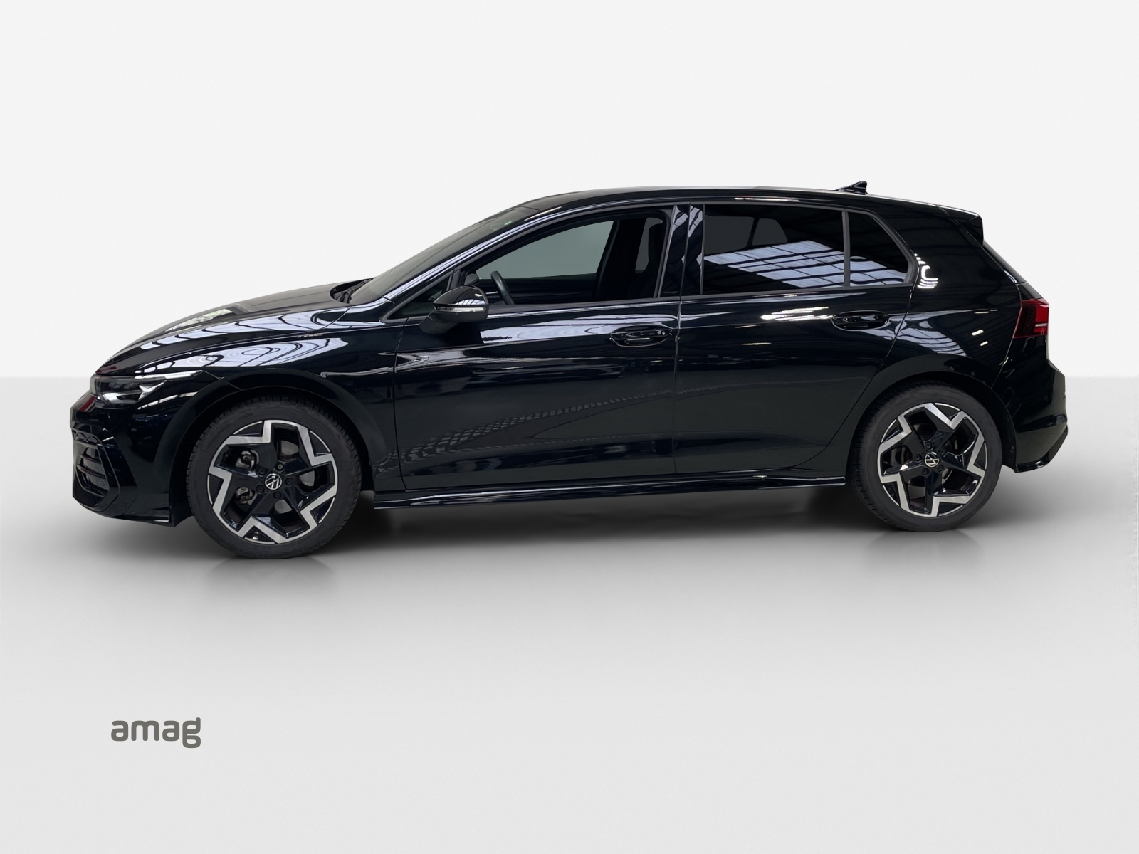 VW Golf 1.5 e TSI mHEV R-Line DSG-image-1