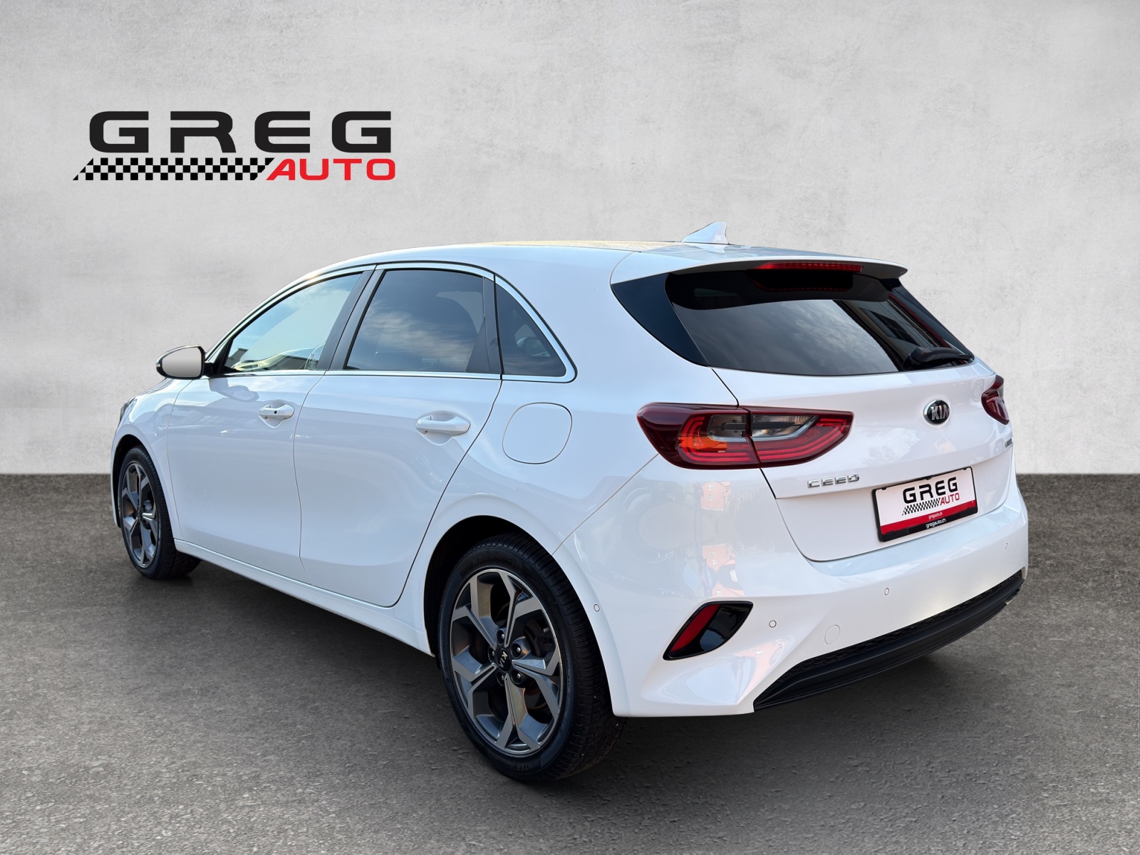 KIA Ceed 1.4 T-GDi Style DCT-image-2