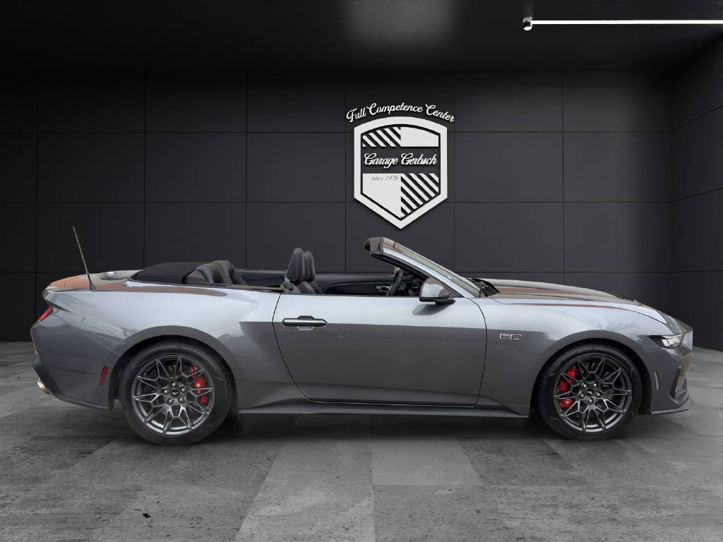 FORD Mustang Convertible 5.0 V8 GT-image-25