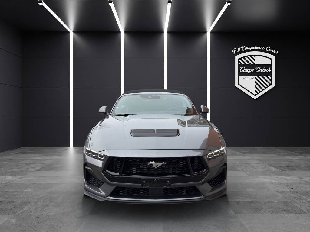 FORD Mustang Convertible 5.0 V8 GT-showroom-element-2