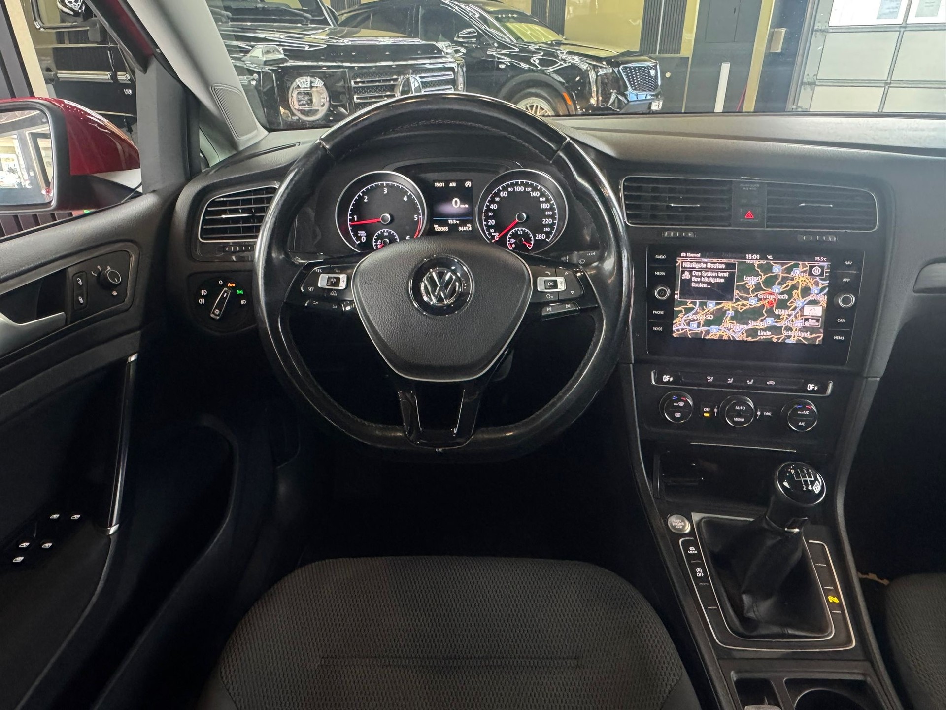 VW Golf Variant 1.6 TDI Comfortline-image-13