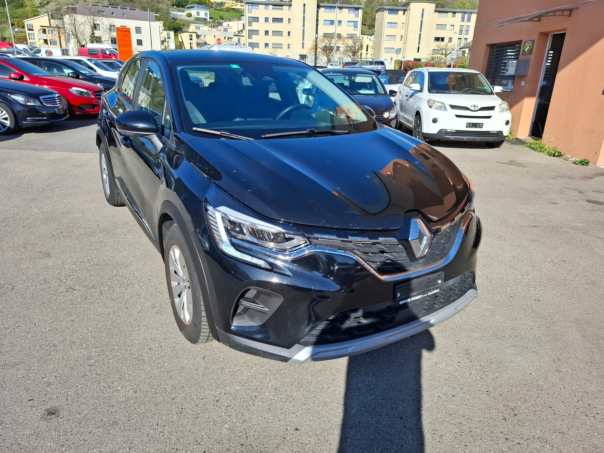RENAULT Captur 1.3 TCe Zen-image-2