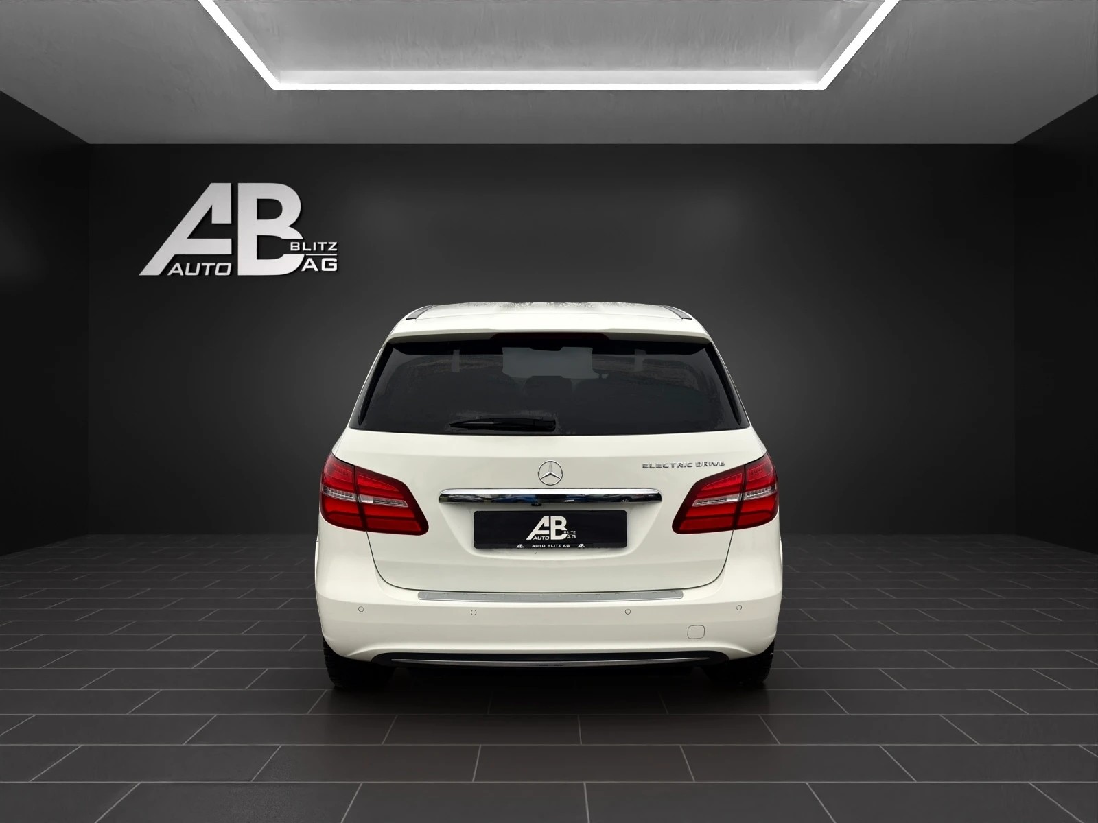MERCEDES-BENZ B Electric Drive-image-3