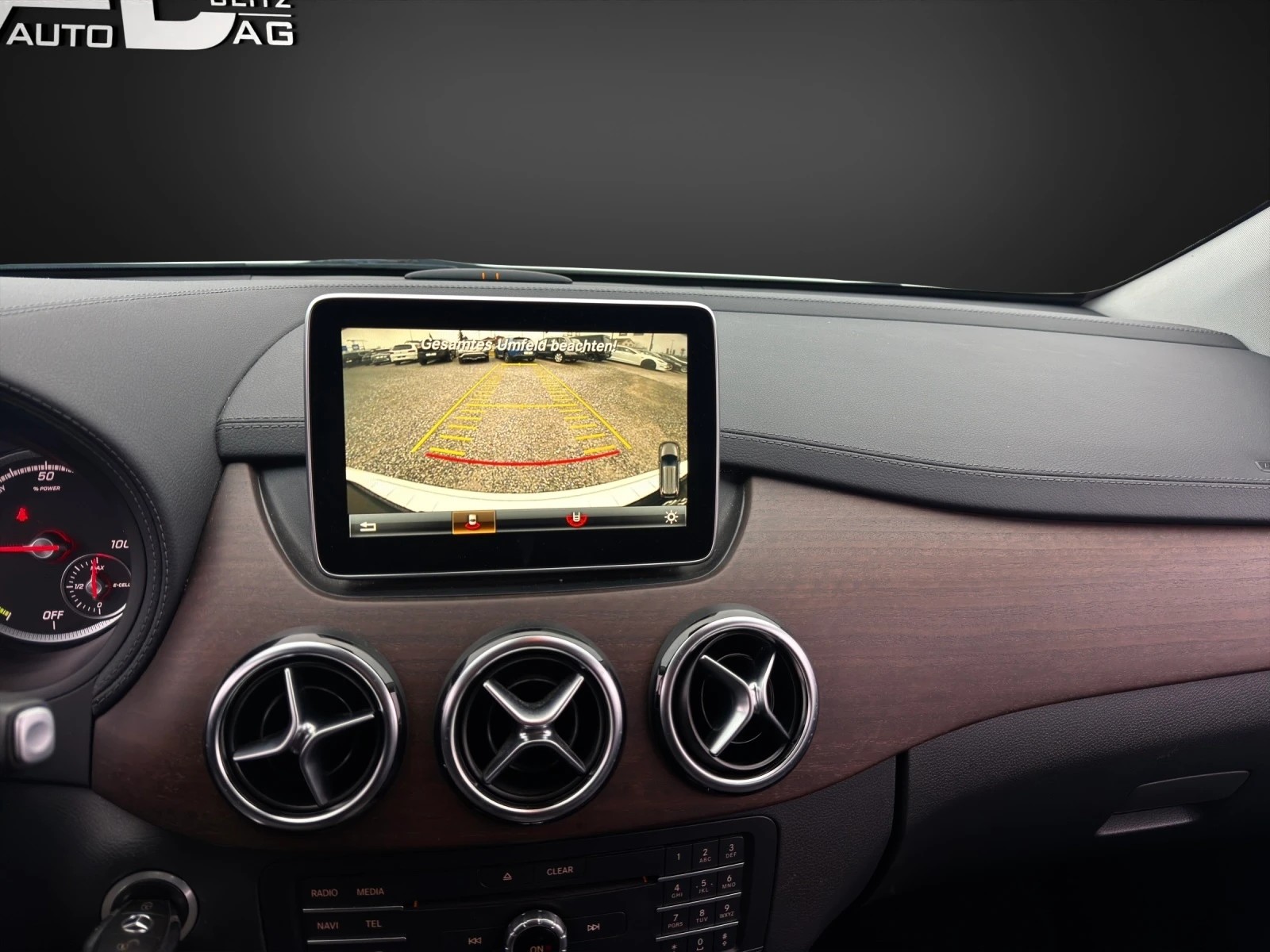 MERCEDES-BENZ B Electric Drive-image-11