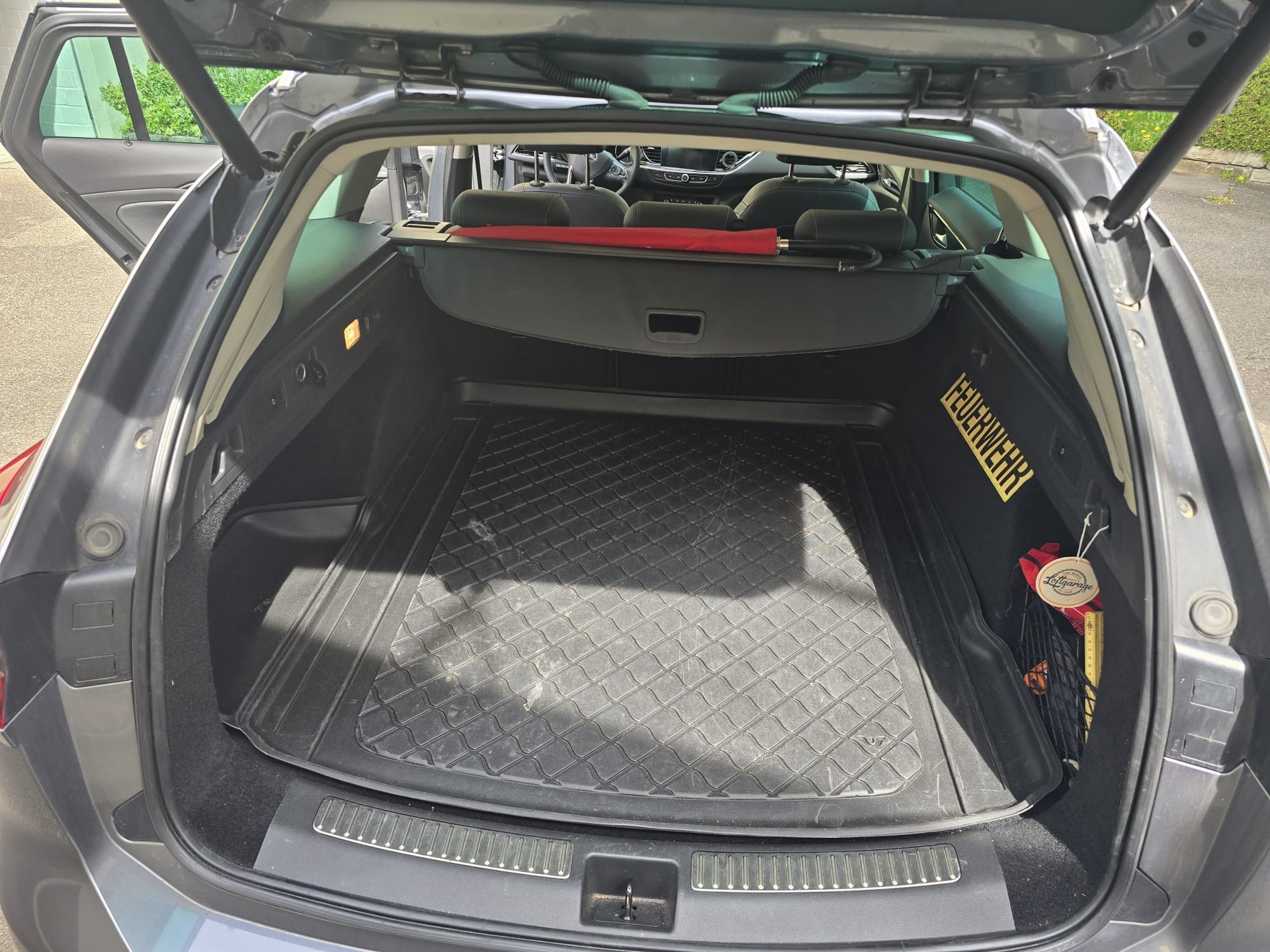 OPEL Insignia 2.0 BiDTI Sports Tourer Excellence 4WD A.-image-4