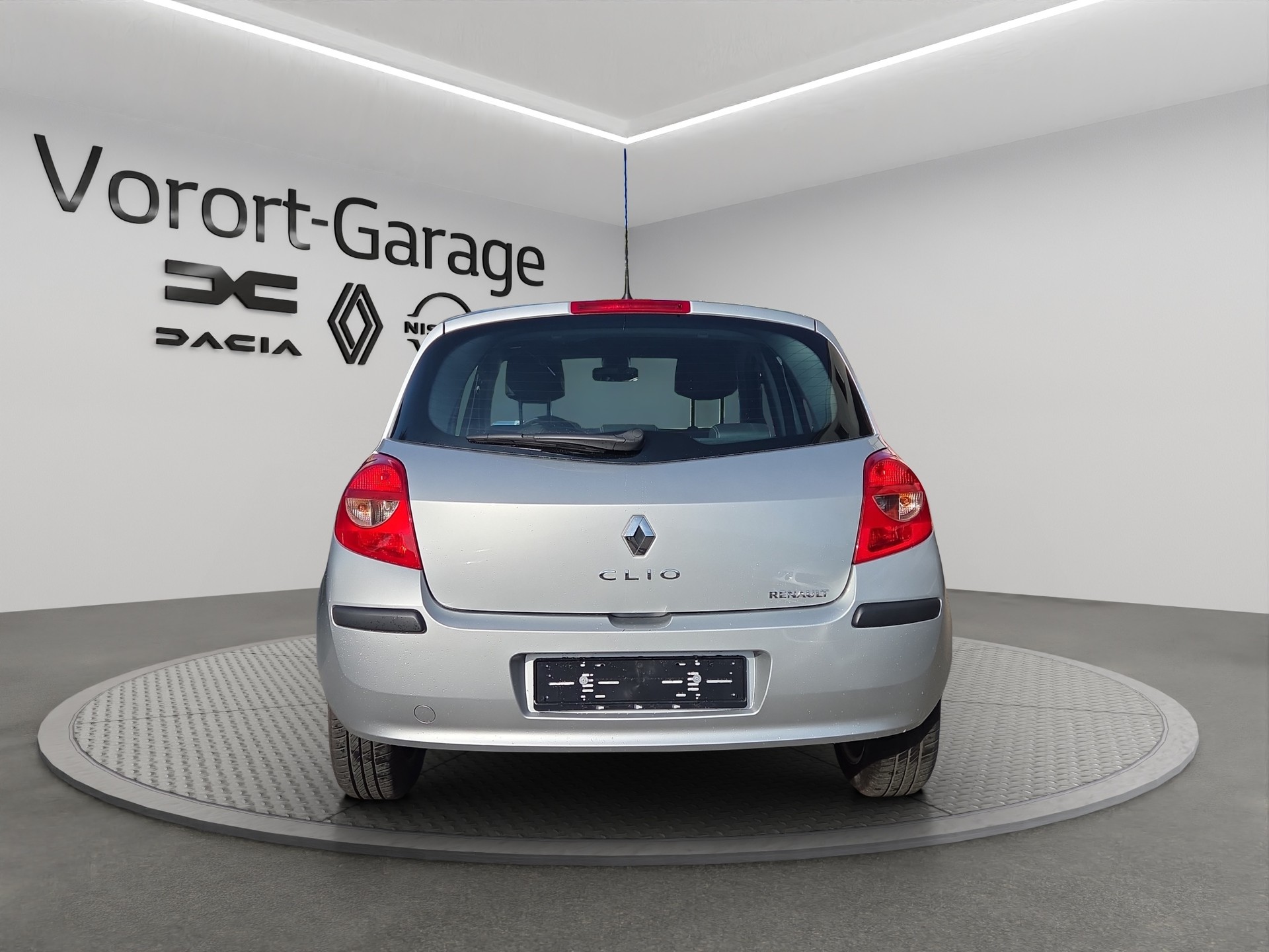 RENAULT Clio 1.6 16V Exception-image-5