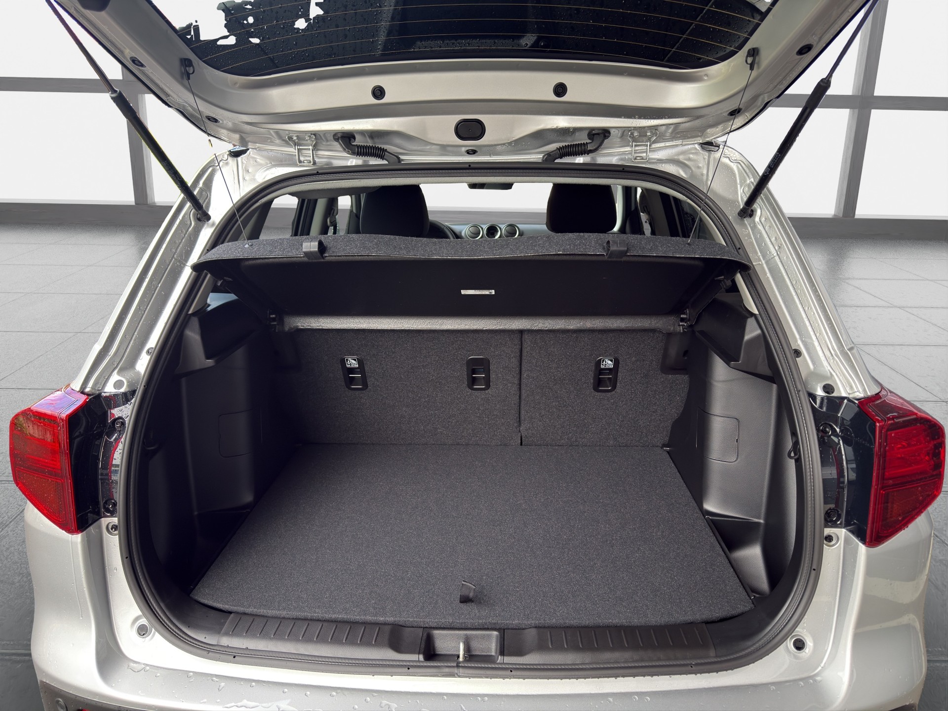 SUZUKI Vitara 1.4 Boosterjet Sakura 4x4 Hybrid Automatic-image-10