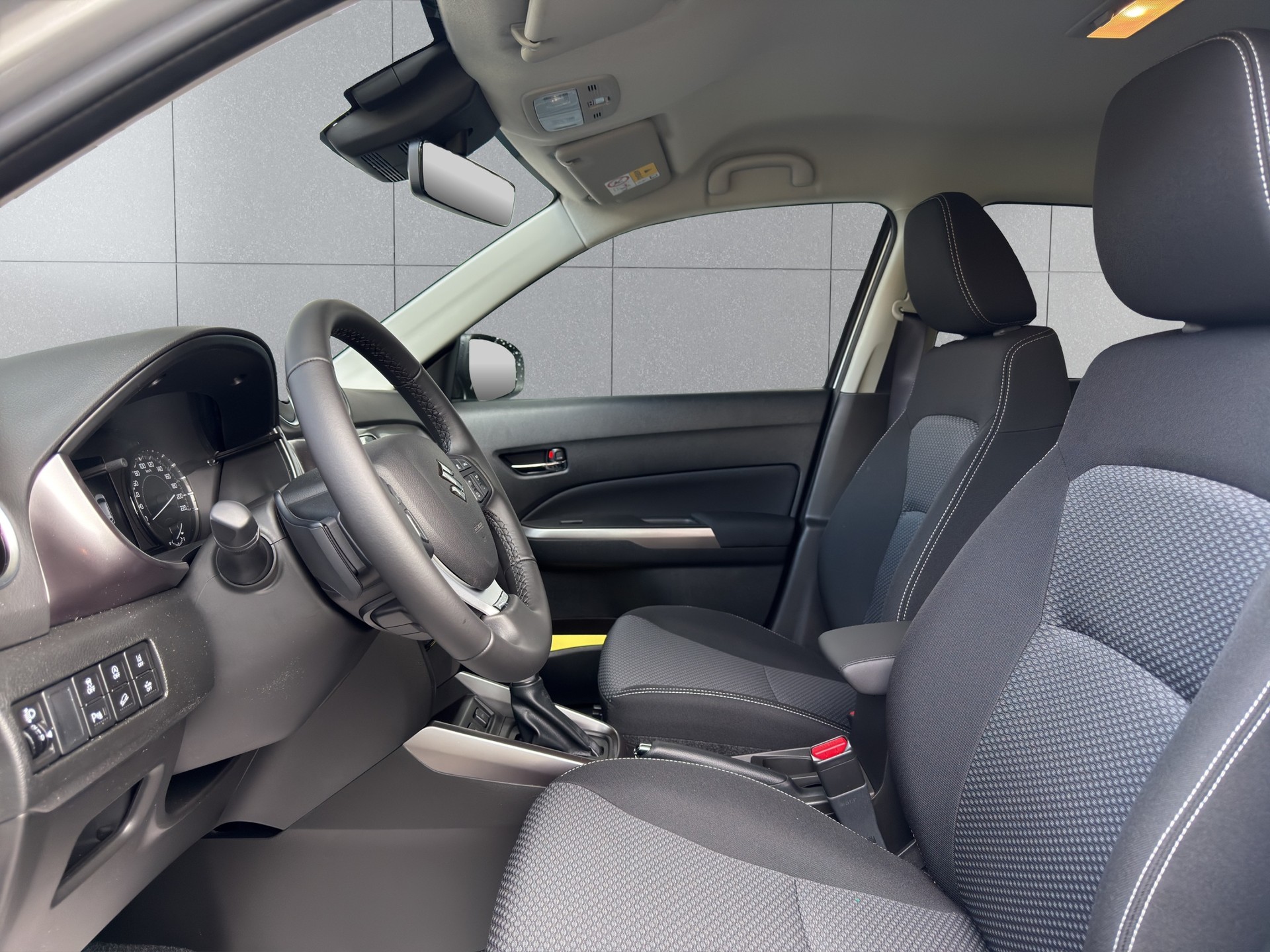 SUZUKI Vitara 1.4 Boosterjet Sakura 4x4 Hybrid Automatic-image-8
