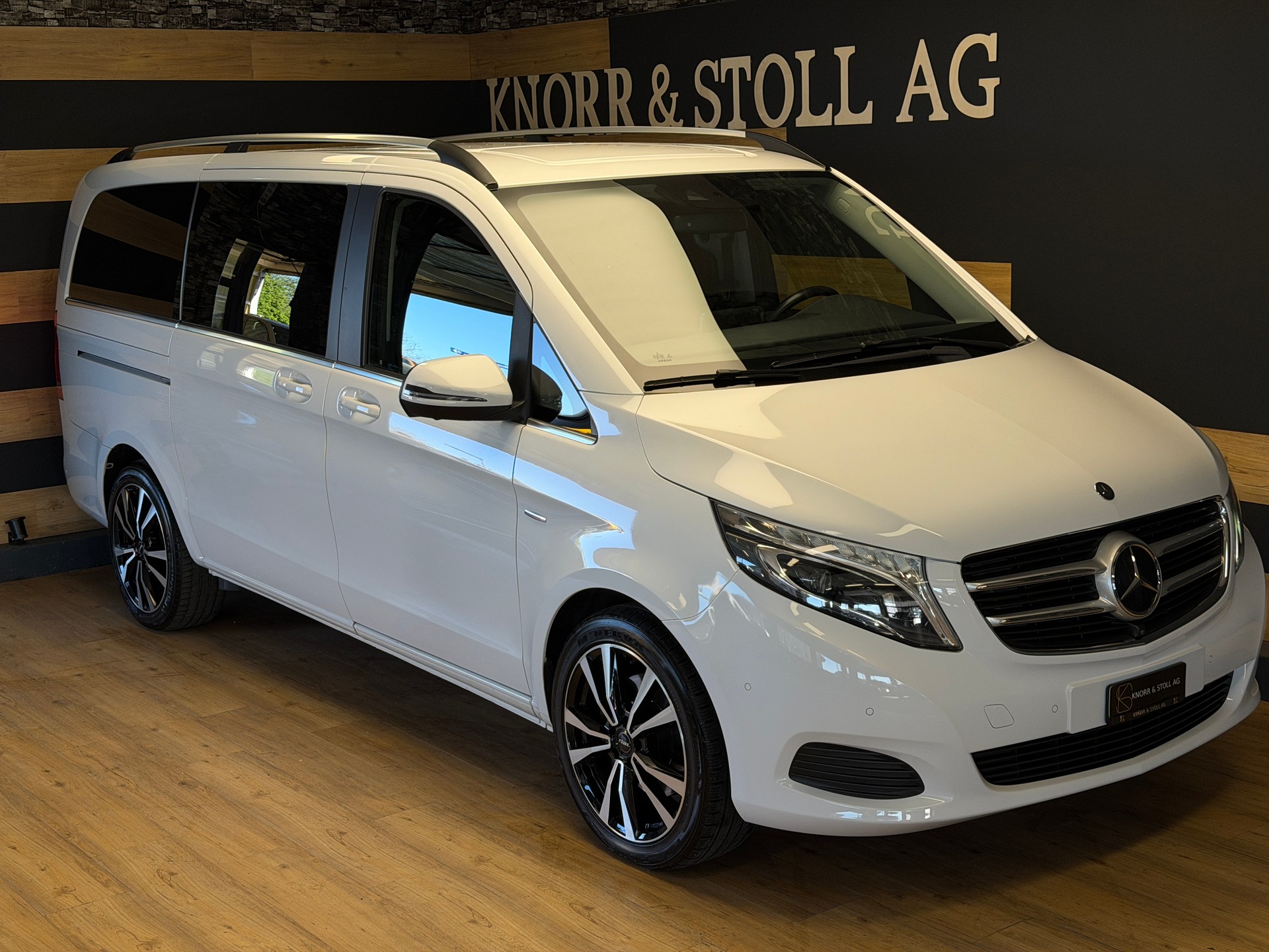 MERCEDES-BENZ V 250 d Avantgarde Lang 4Matic 7G-Tronic *AHK*-showroom-element-3