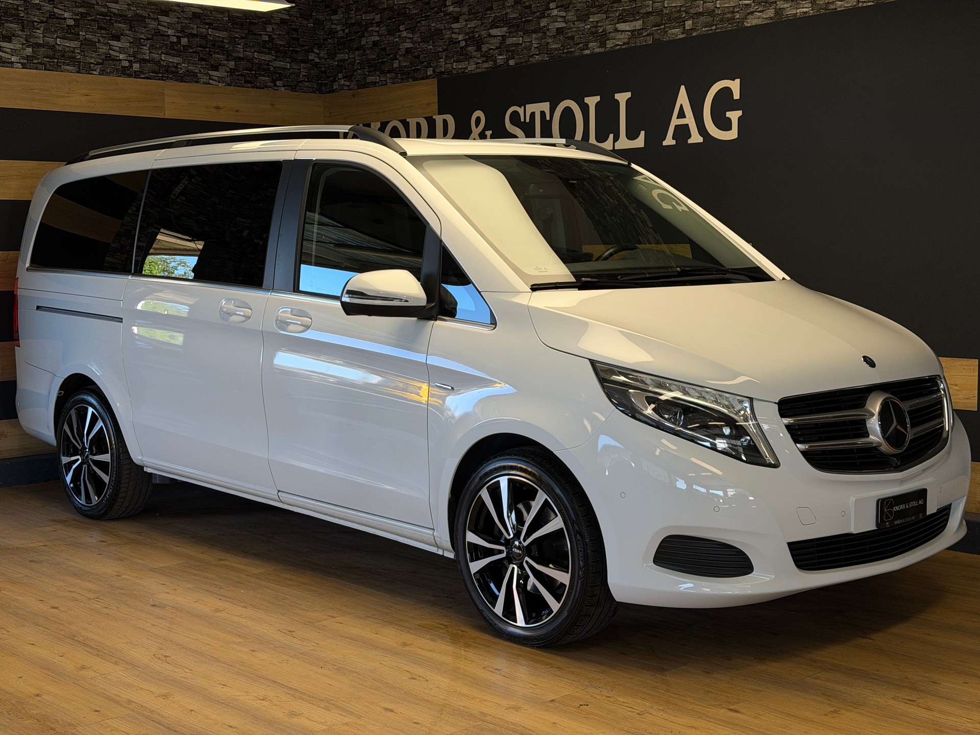 MERCEDES-BENZ V 250 d Avantgarde Lang 4Matic 7G-Tronic *AHK*-showroom-element-2