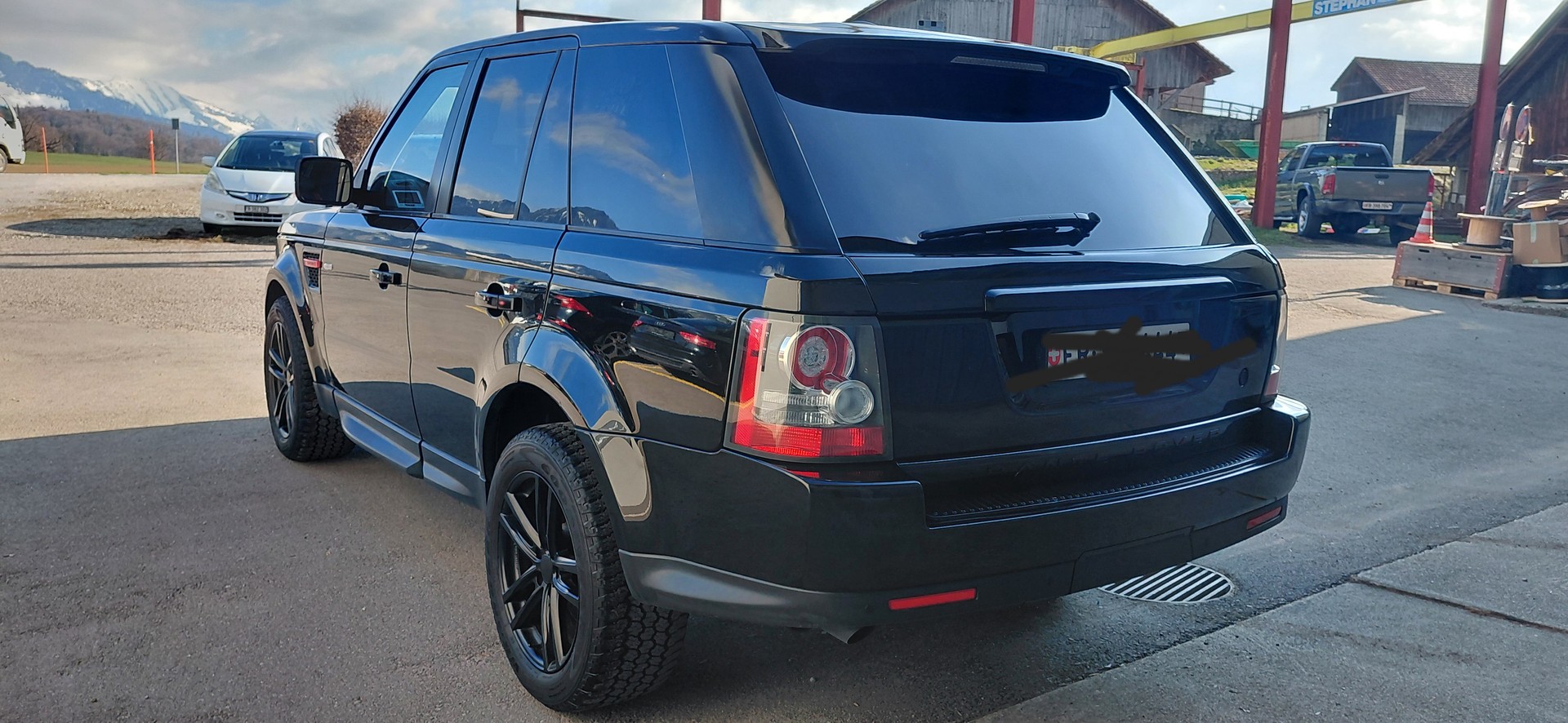 LAND ROVER RANGE ROVER SPORT-image-0