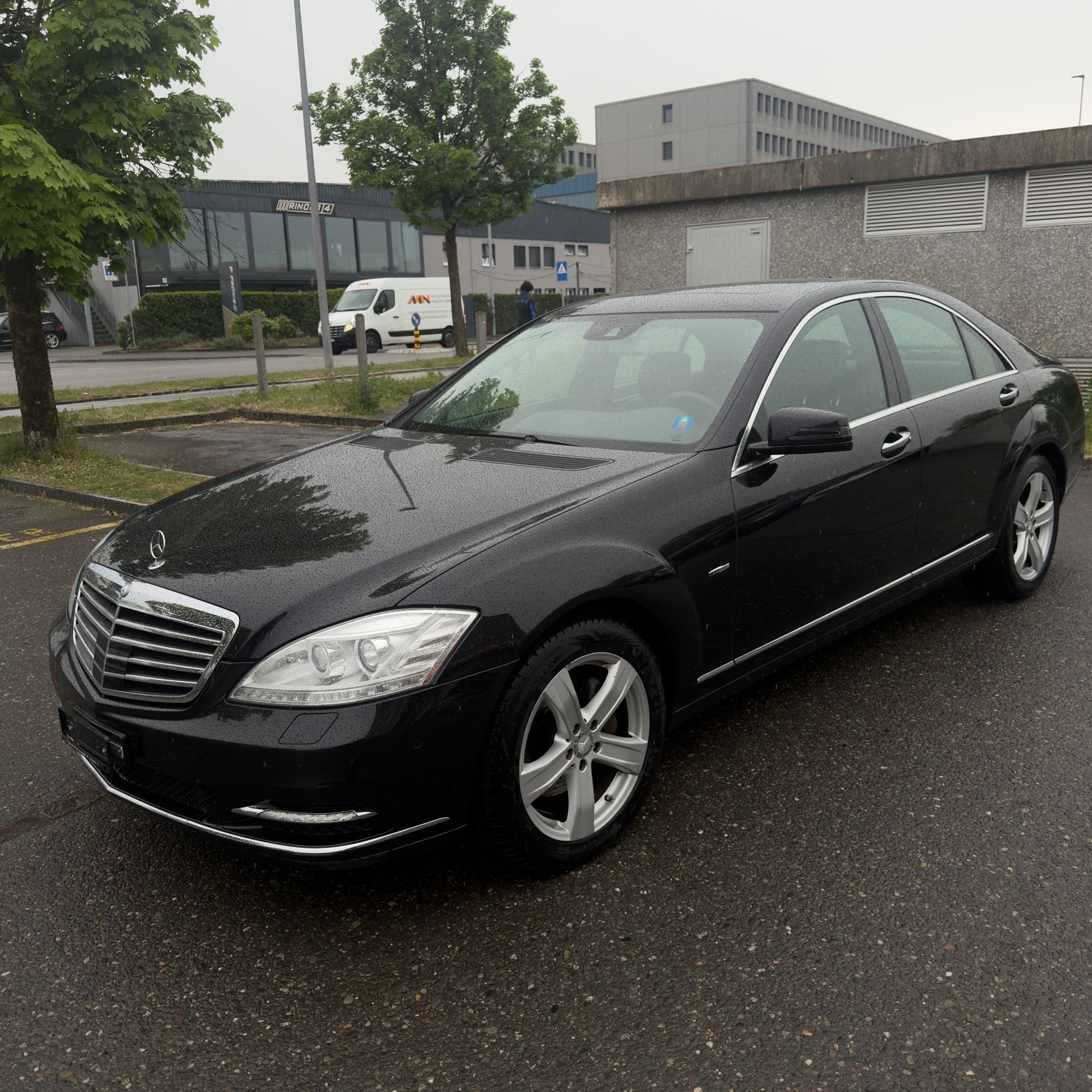 MERCEDES-BENZ S 400 Hybrid 7G-Tronic-image-1