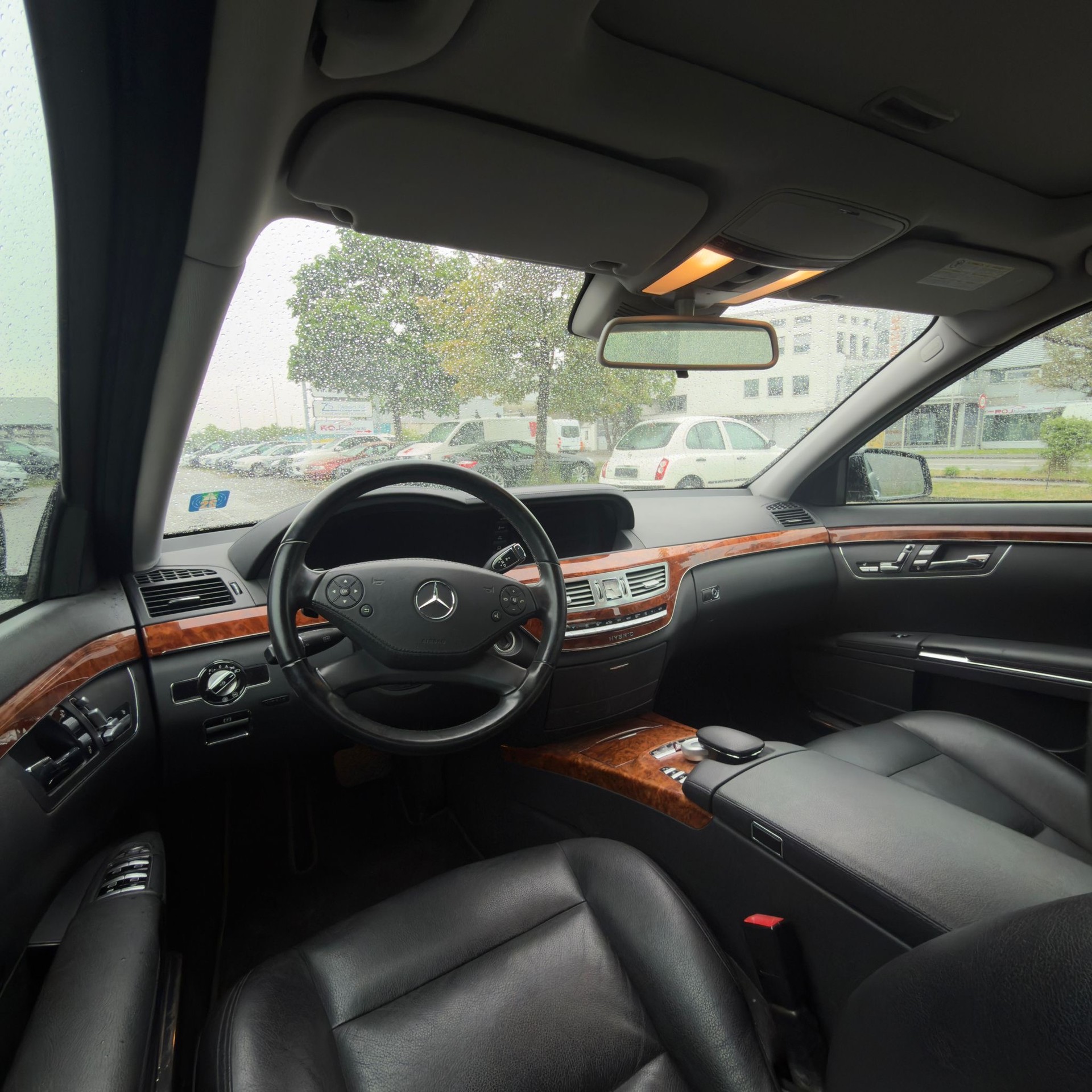 MERCEDES-BENZ S 400 Hybrid 7G-Tronic-image-9