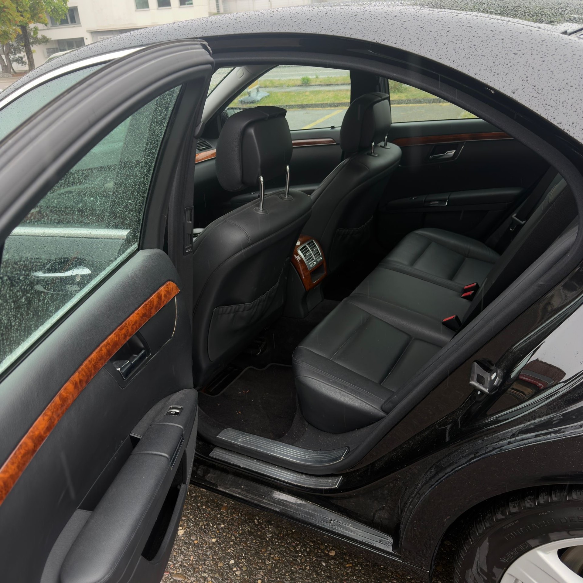 MERCEDES-BENZ S 400 Hybrid 7G-Tronic-image-8