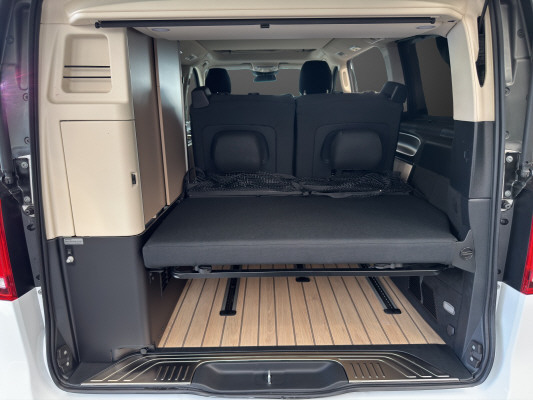 MERCEDES-BENZ Marco Polo 300 d 4M A-image-12