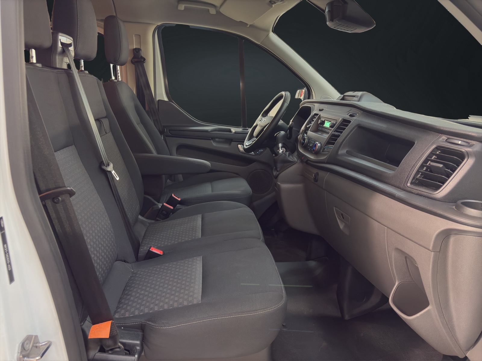 FORD Transit Custom Van 320 L1H1 DK Trend-image-12