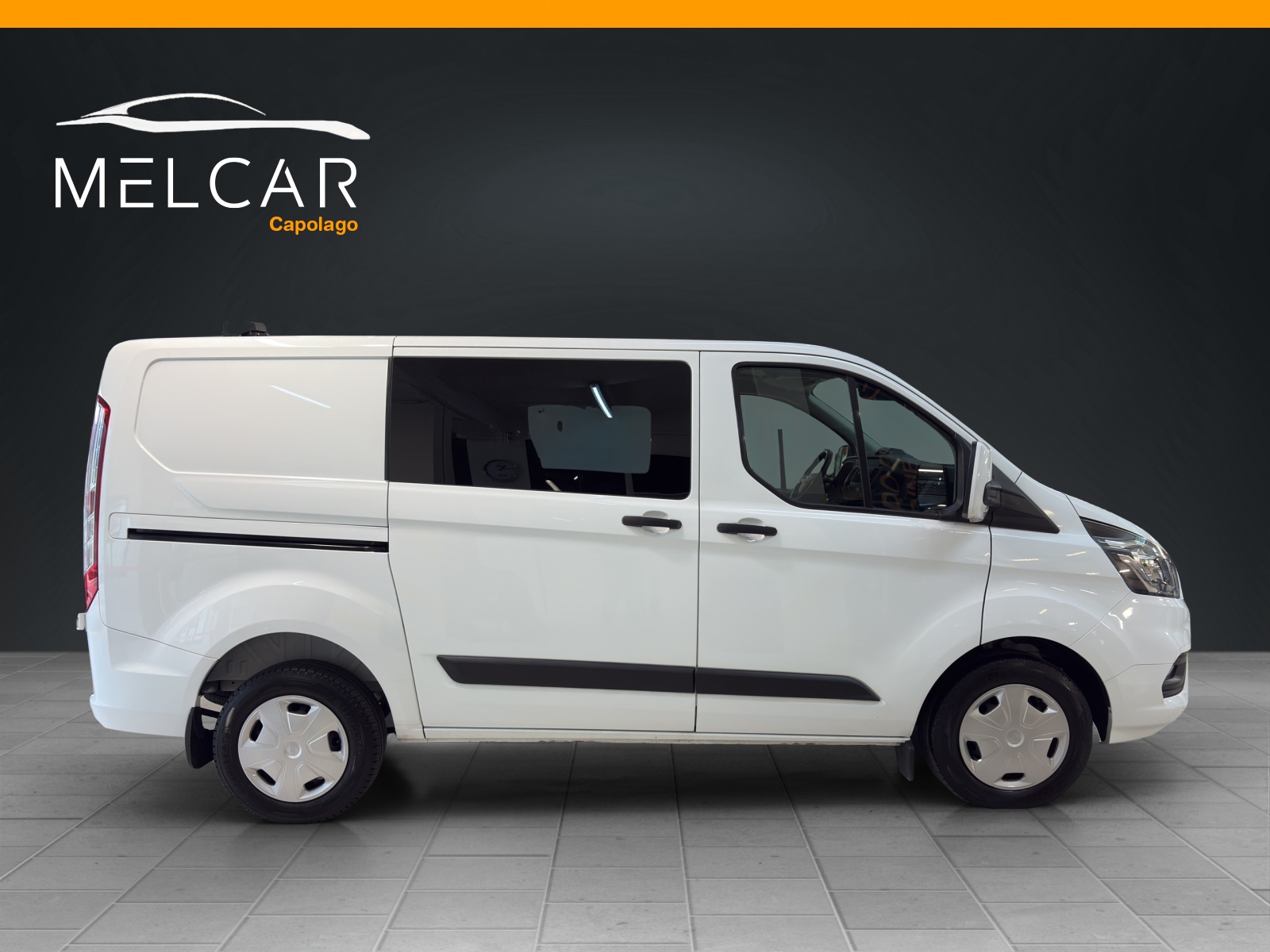 FORD Transit Custom Van 320 L1H1 DK Trend-image-4