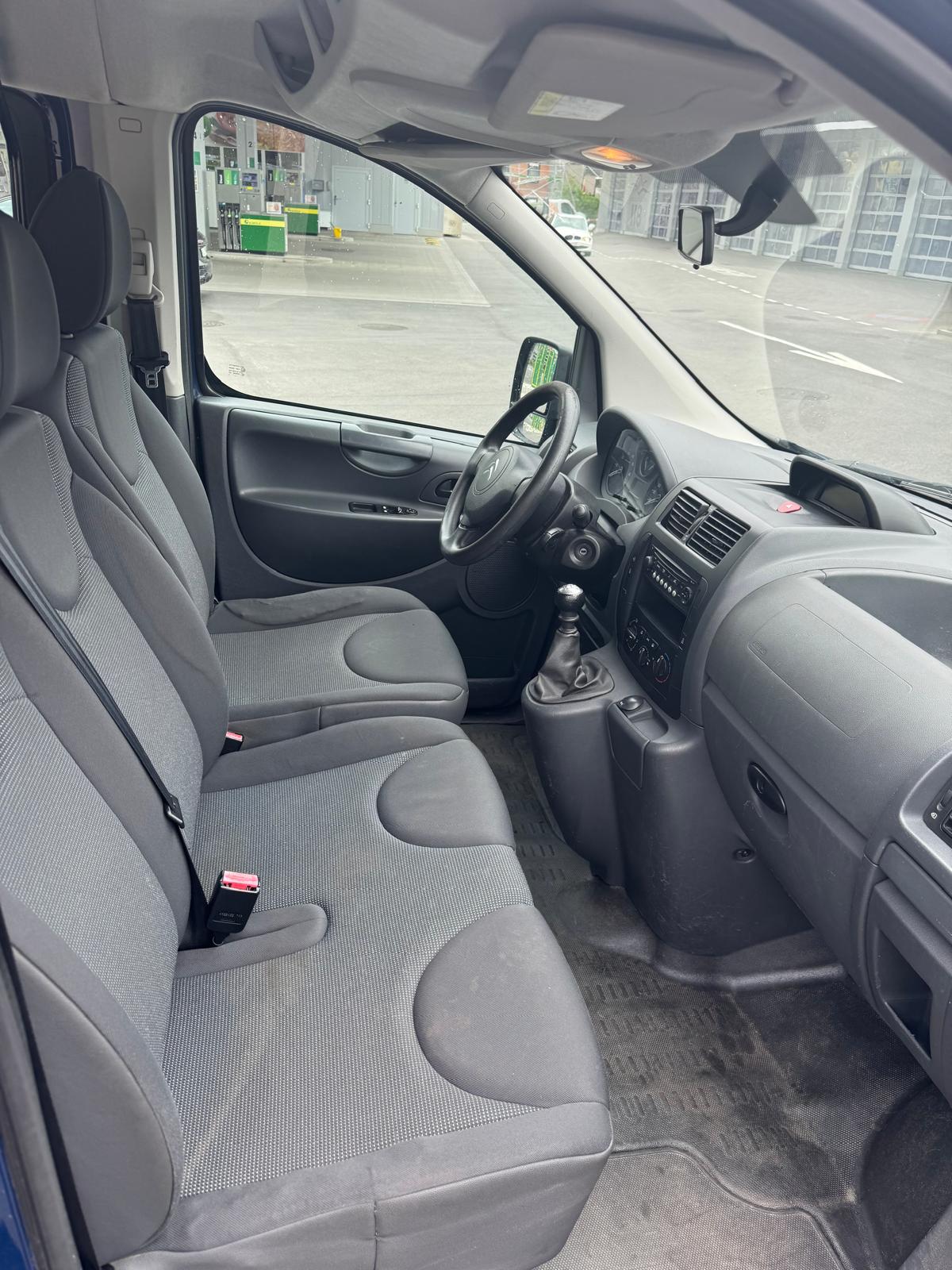 CITROEN Jumpy 2.0 HDi L2H1 Exclusive-image-6