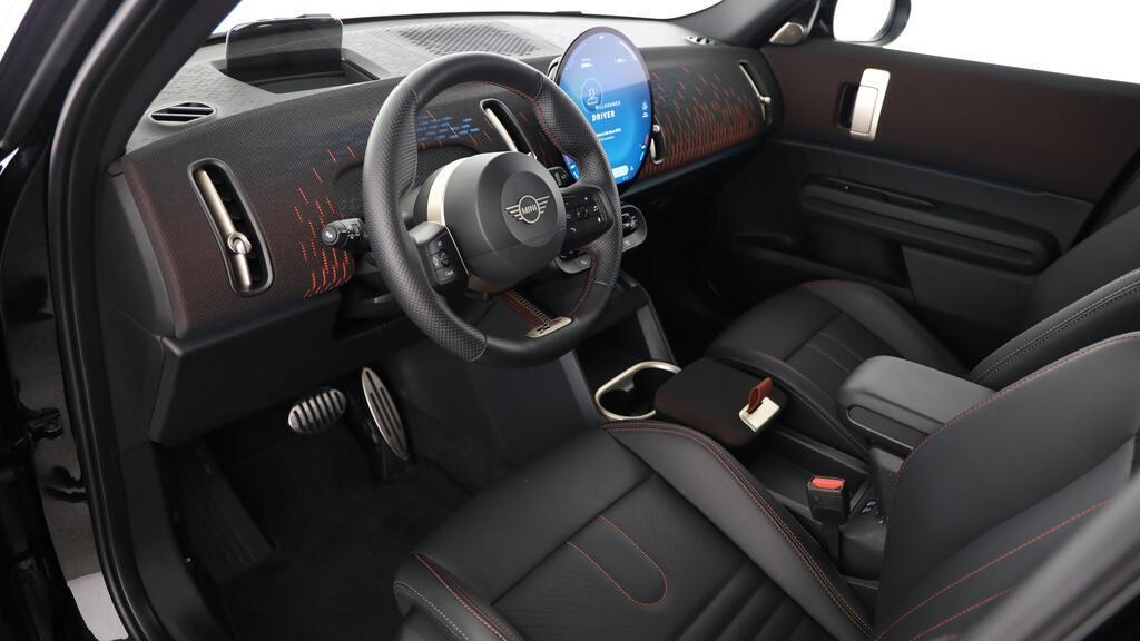 MINI John Cooper Works Countryman ALL4-image-17