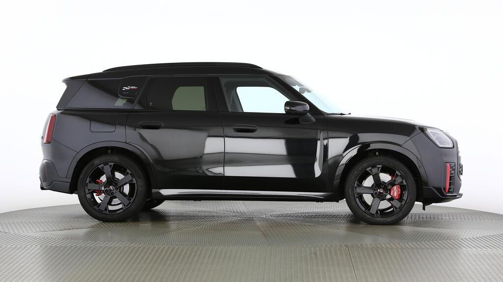 MINI John Cooper Works Countryman ALL4-image-2