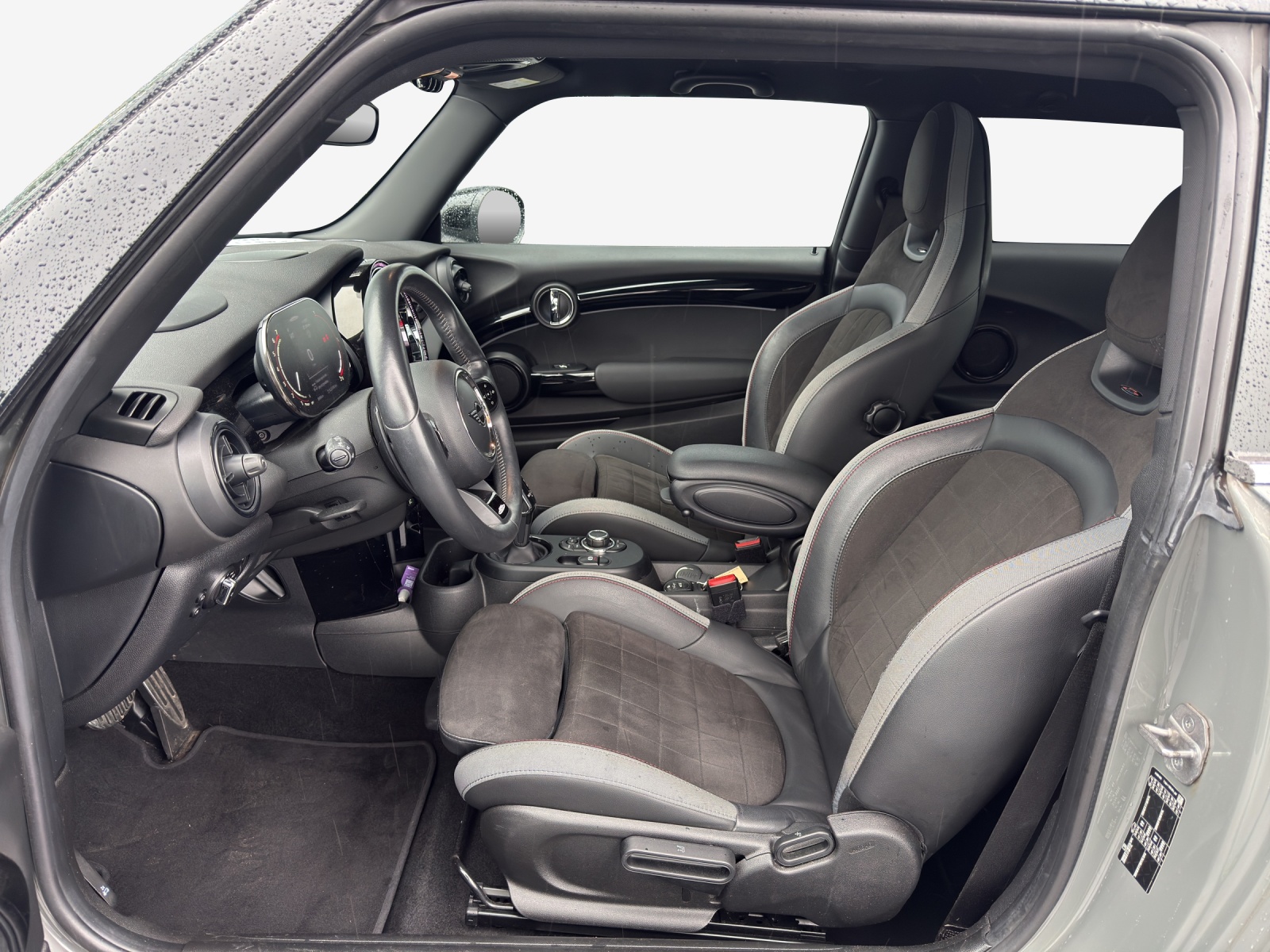 MINI Cooper John Cooper Works Steptronic-image-7