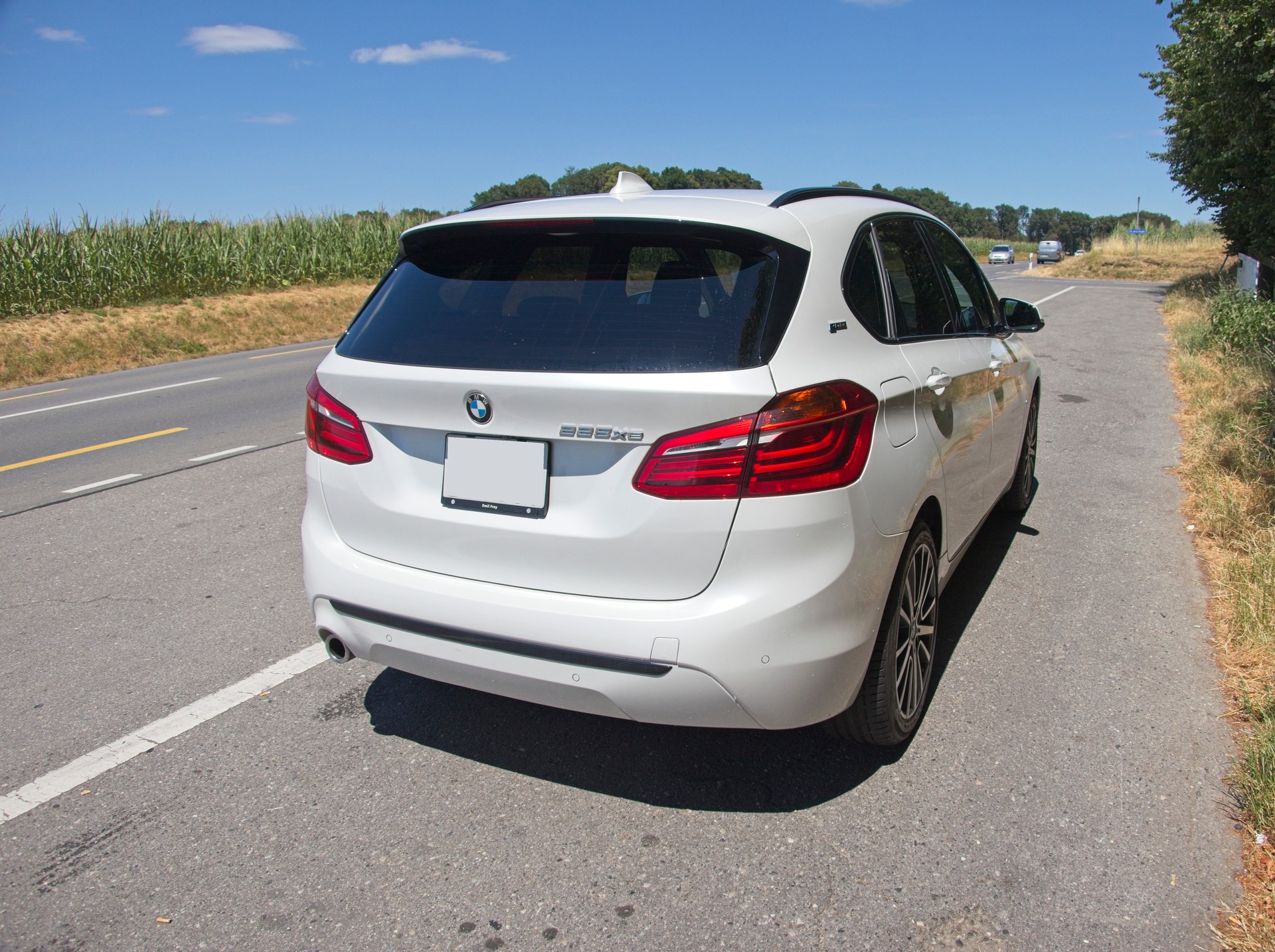 BMW 225xe iPerformance Active Tourer-image-3