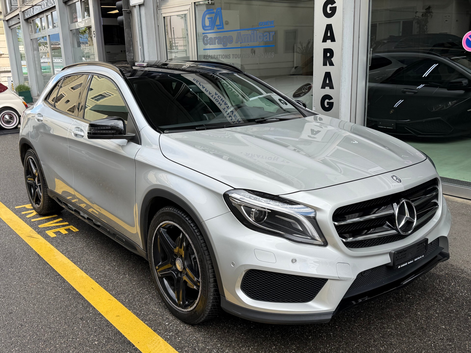 MERCEDES-BENZ GLA 250 AMG Line 4Matic 7G-DCT