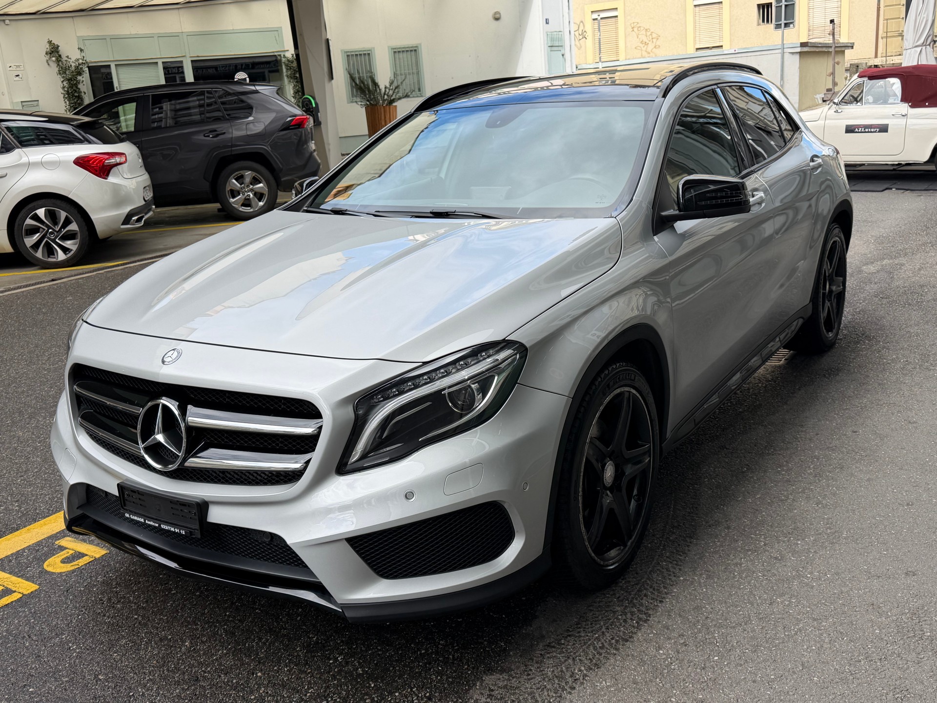 MERCEDES-BENZ GLA 250 AMG Line 4Matic 7G-DCT-image-1