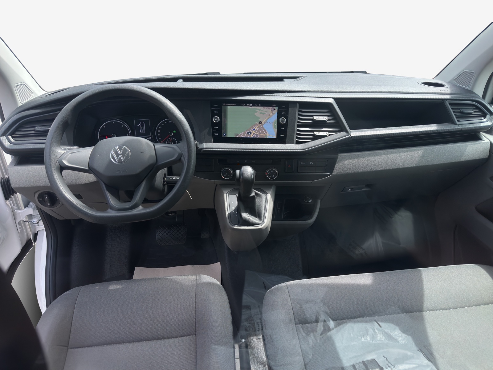 VW T6.1 2.0 TDI DSG-image-10